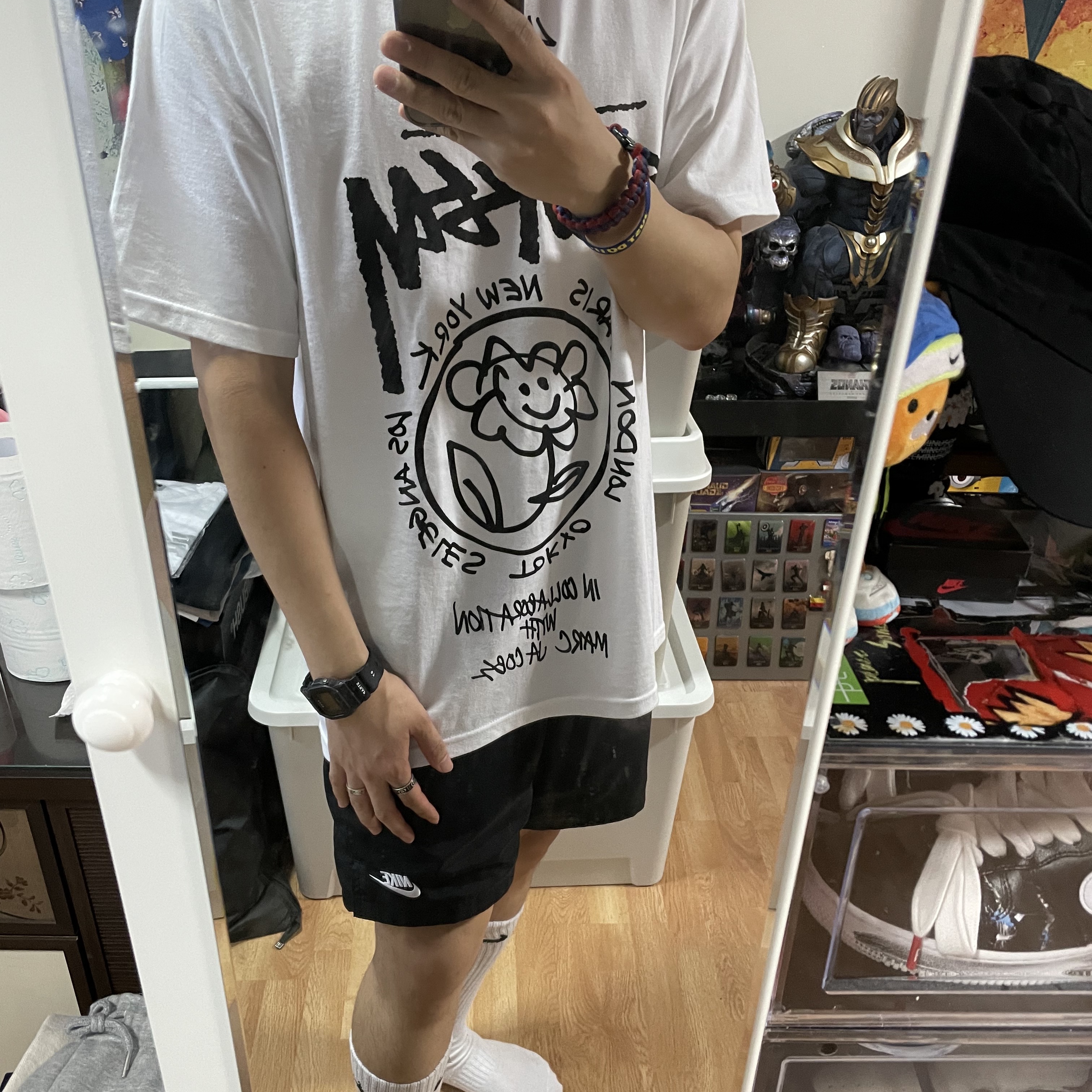 Stussy x Marc Jacobs 40 WT T-Shirt 착용 스타일
