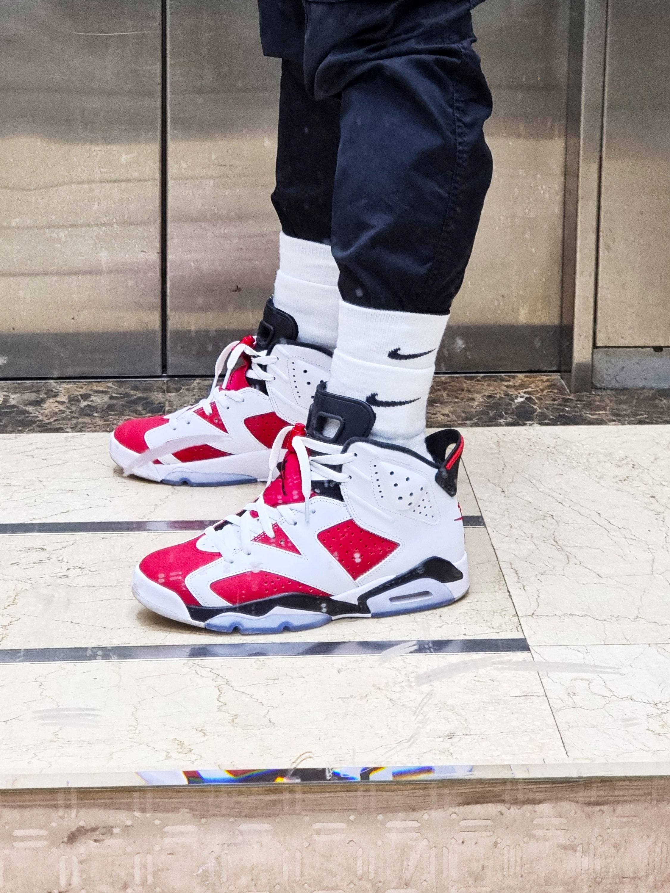 Nike x Matthew M Williams NRG Socks White, Jordan 6 Retro Carmine 2021 착용 스타일 - 1