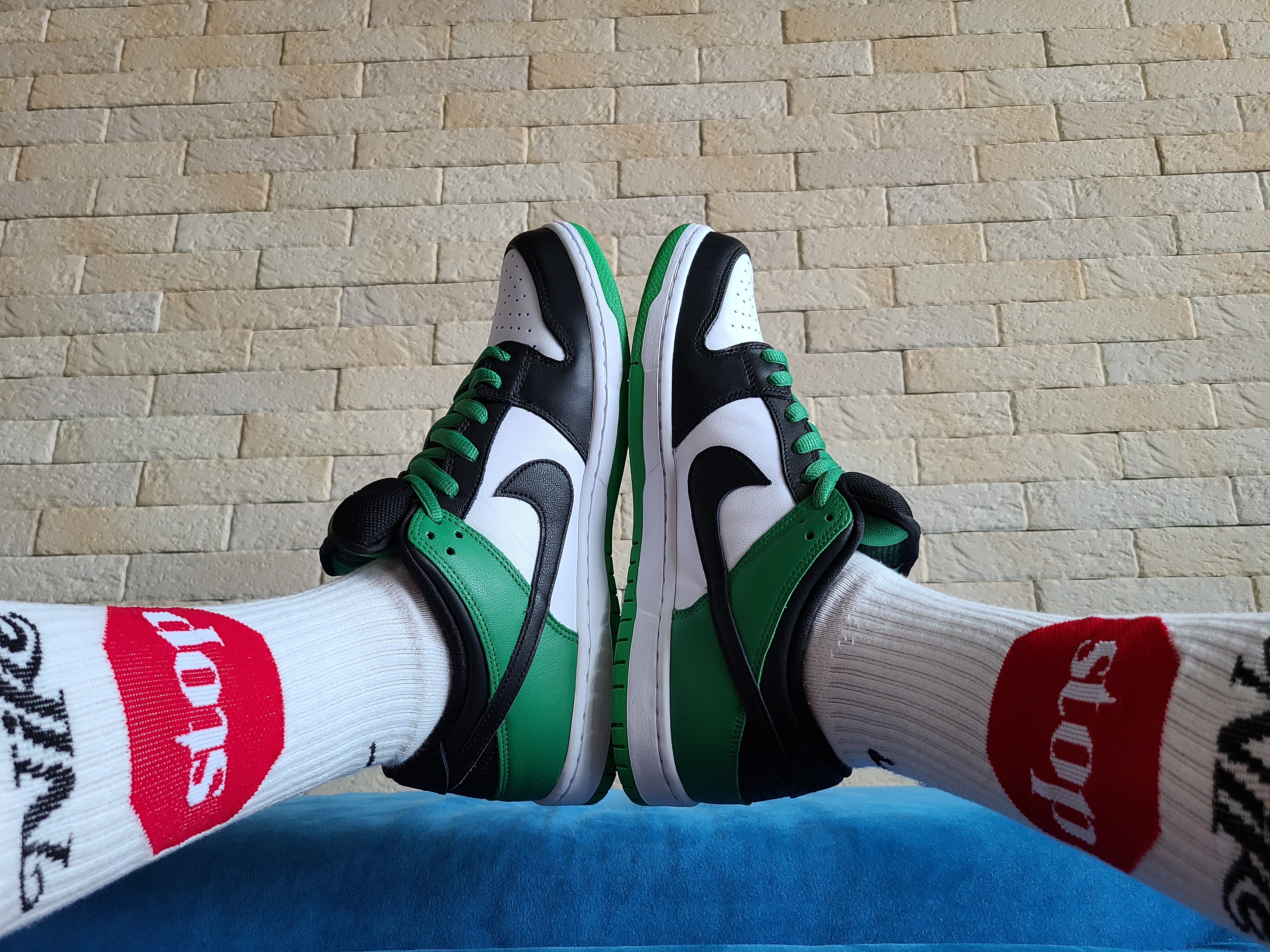 Nike SB Dunk Low Pro Black and Classic Green, Nike SB Dunk Low Pro Chicago 착용 스타일 - 1