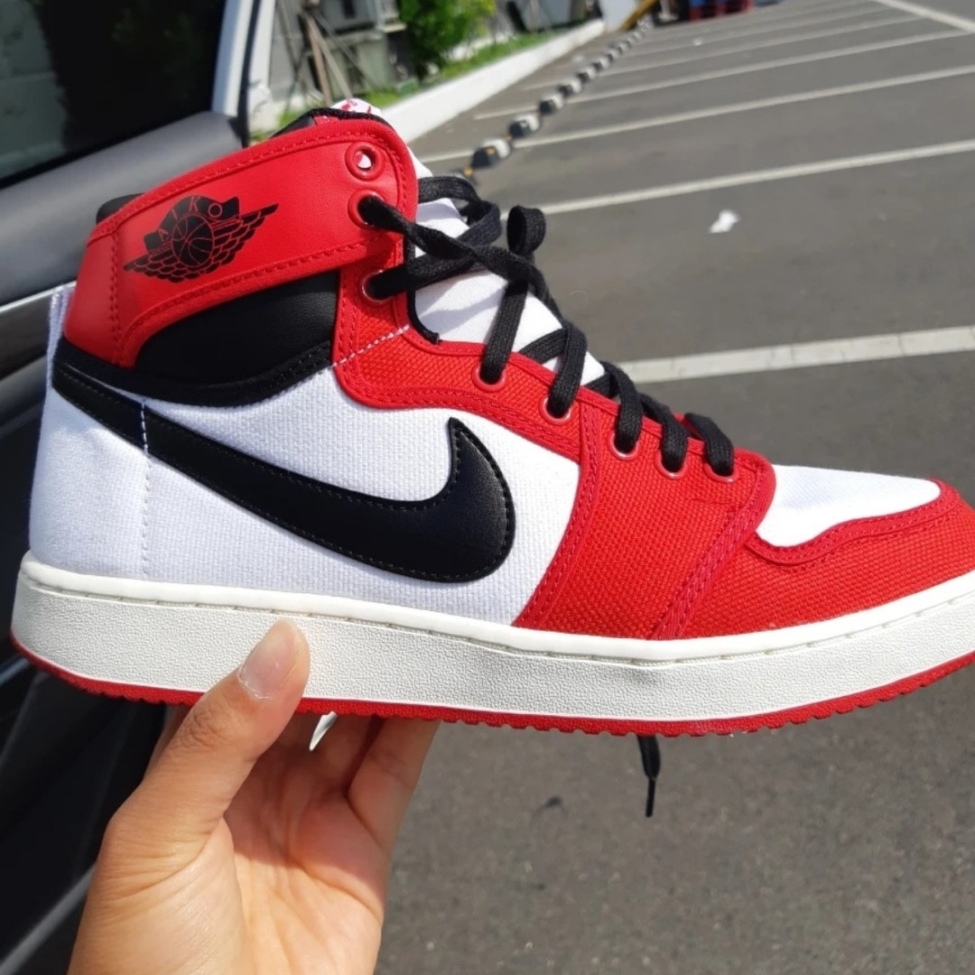Jordan 1 KO Chicago 2021 착용 스타일 - 1