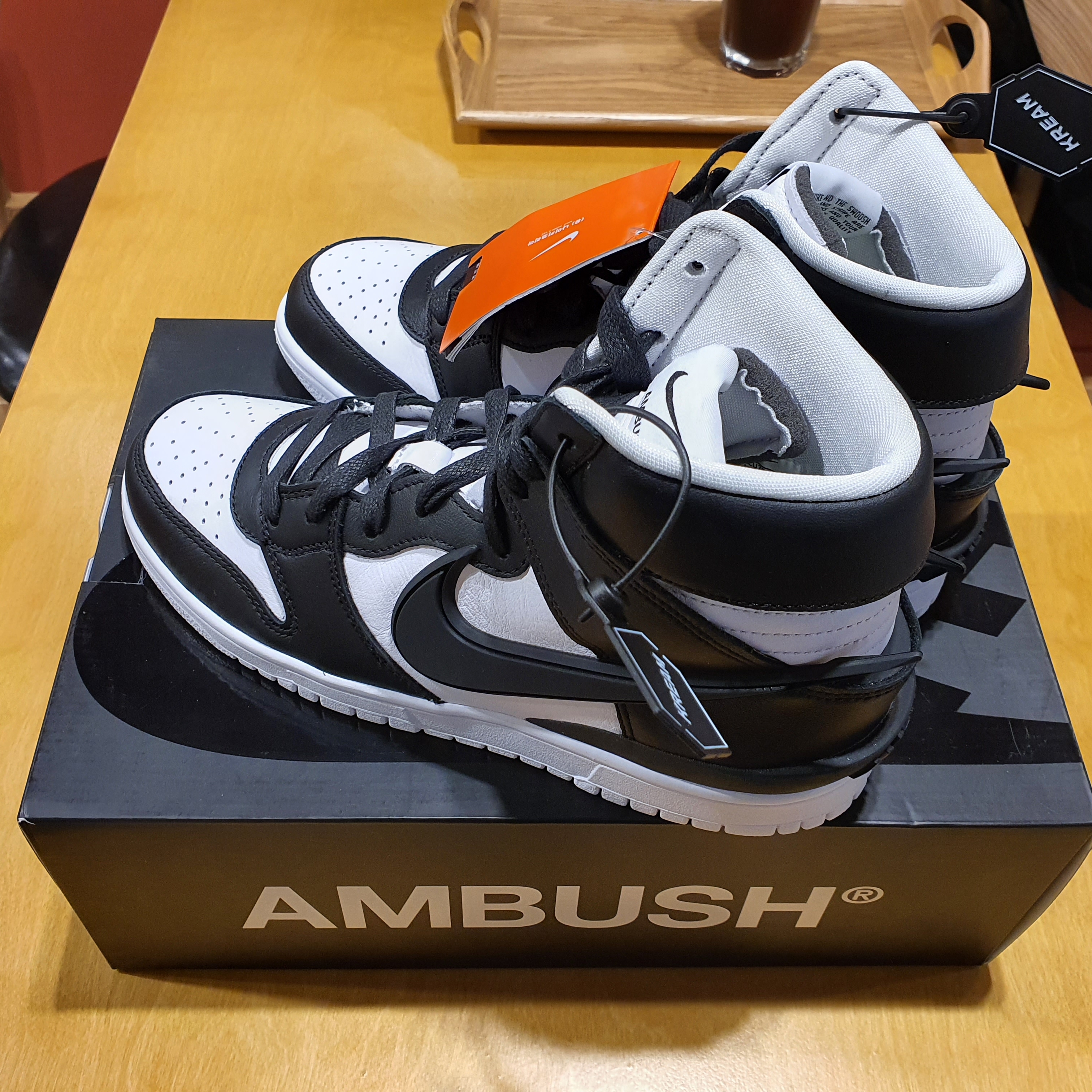Nike x Ambush Dunk High Black 착용 스타일 - 1