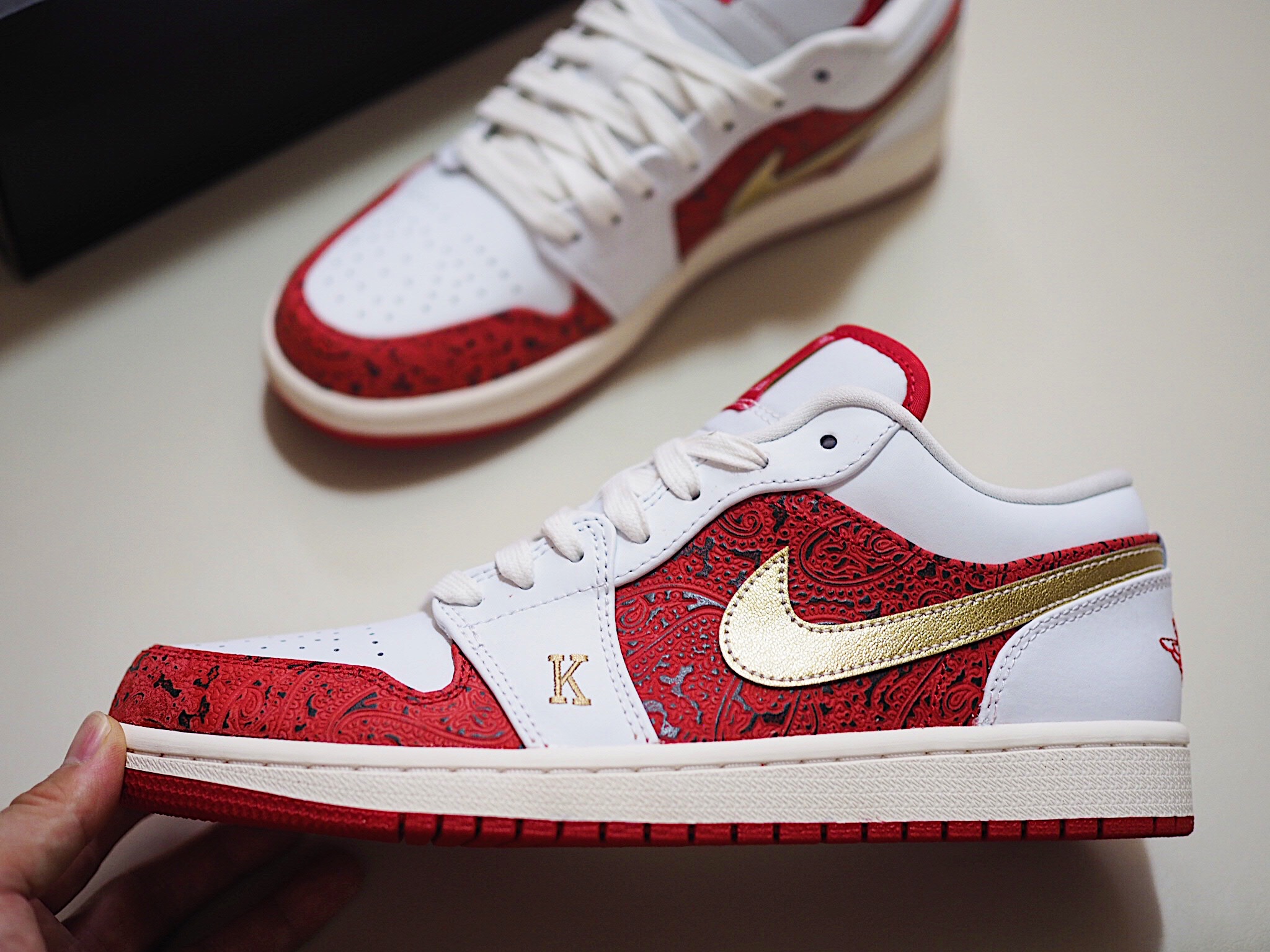 Jordan 1 Low SE Spades 착용 스타일 - 3
