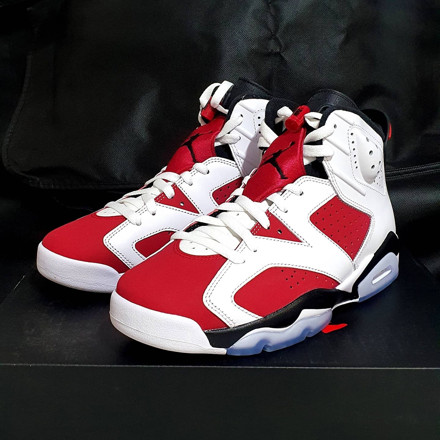 Jordan 6 Retro Carmine 2021 착용 스타일 - 1