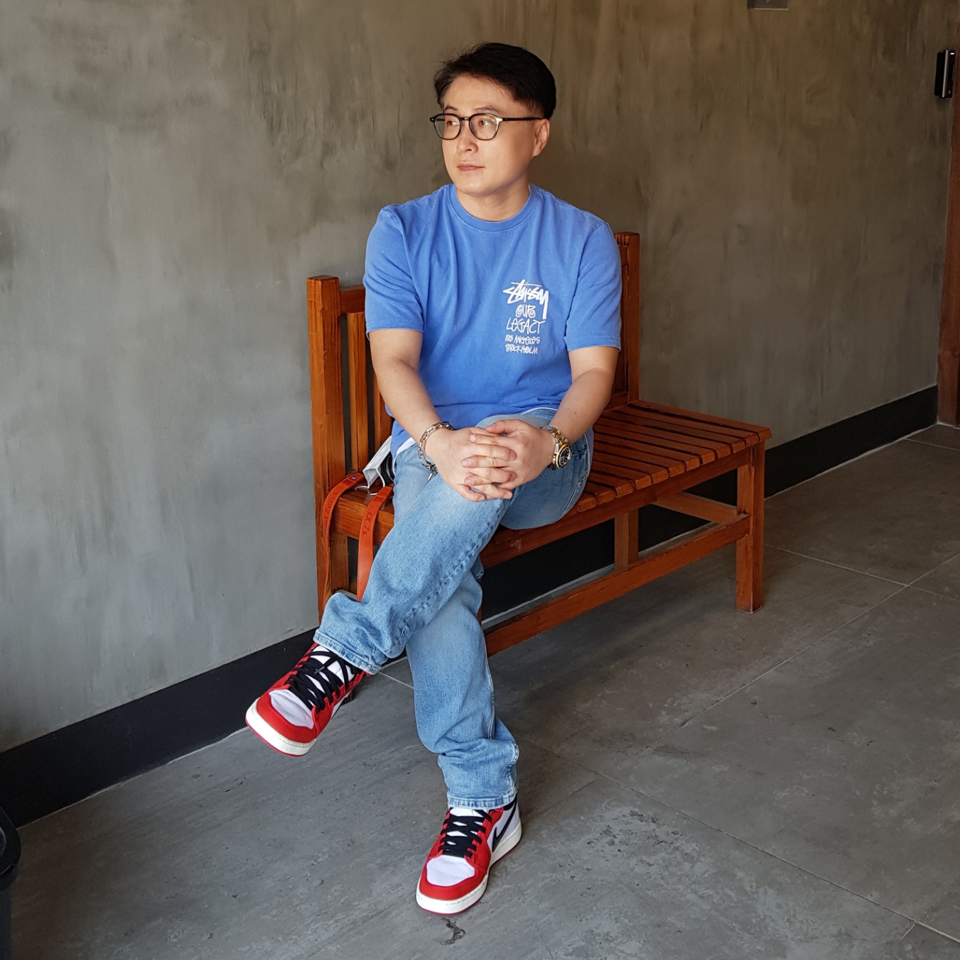 Jordan 1 KO Chicago 2021, Stussy x Our Legacy Surfman T-Shirt Blue - 21SS 착용 스타일 - 2