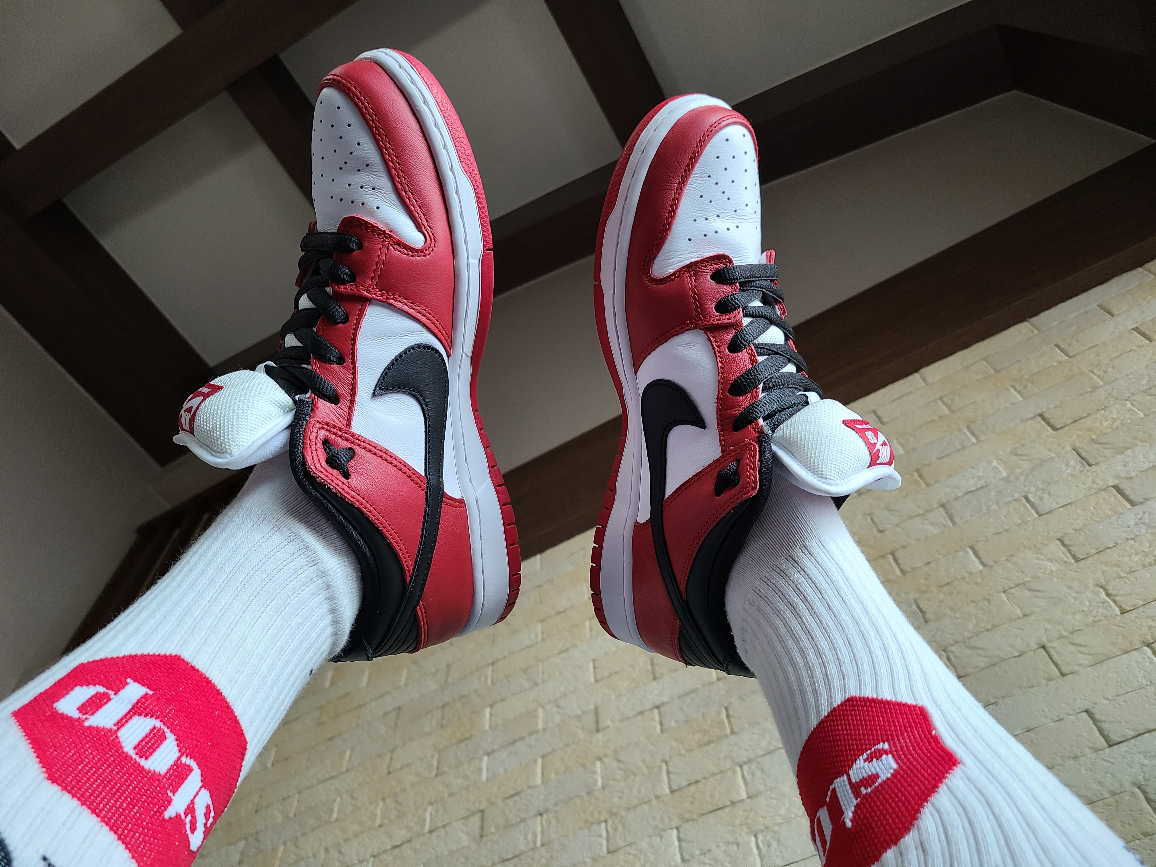 Nike SB Dunk Low Pro Black and Classic Green, Nike SB Dunk Low Pro Chicago 착용 스타일 - 3