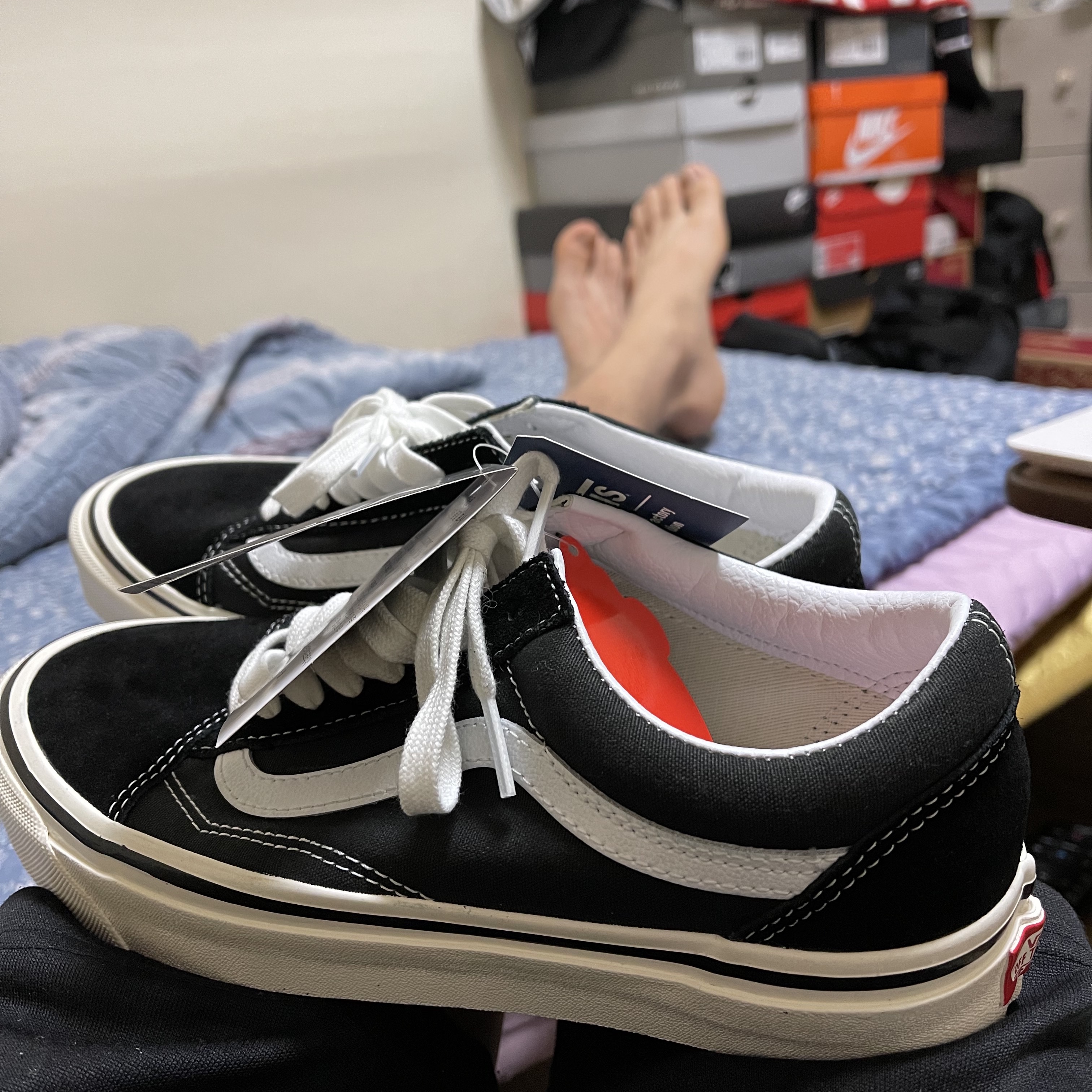 Vans Old Skool 36 DX Anaheim Factory Black White 착용 스타일