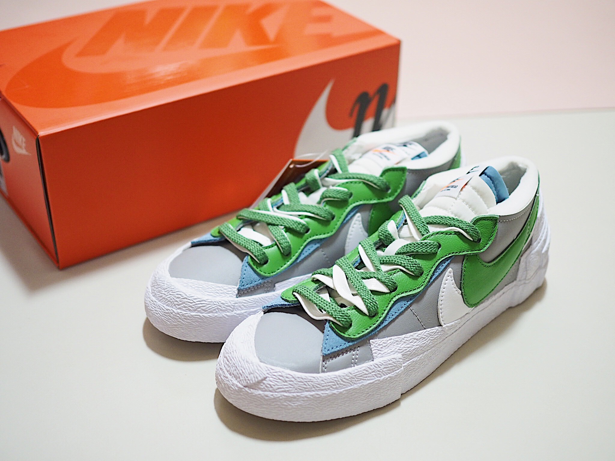 Nike x Sacai Blazer Low Classic Green 착용 스타일 - 2