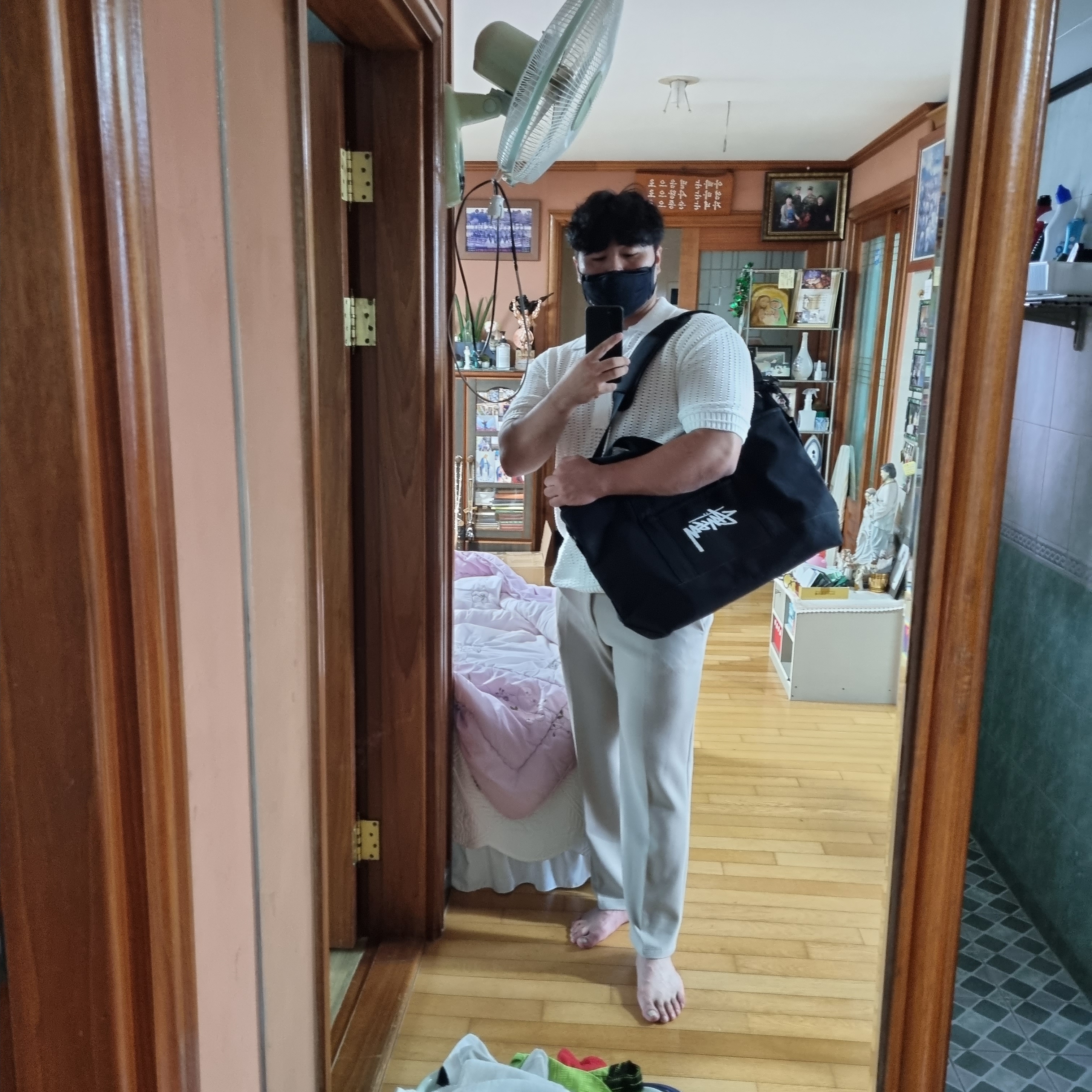 Nike x Stussy Tote Bag 착용 스타일