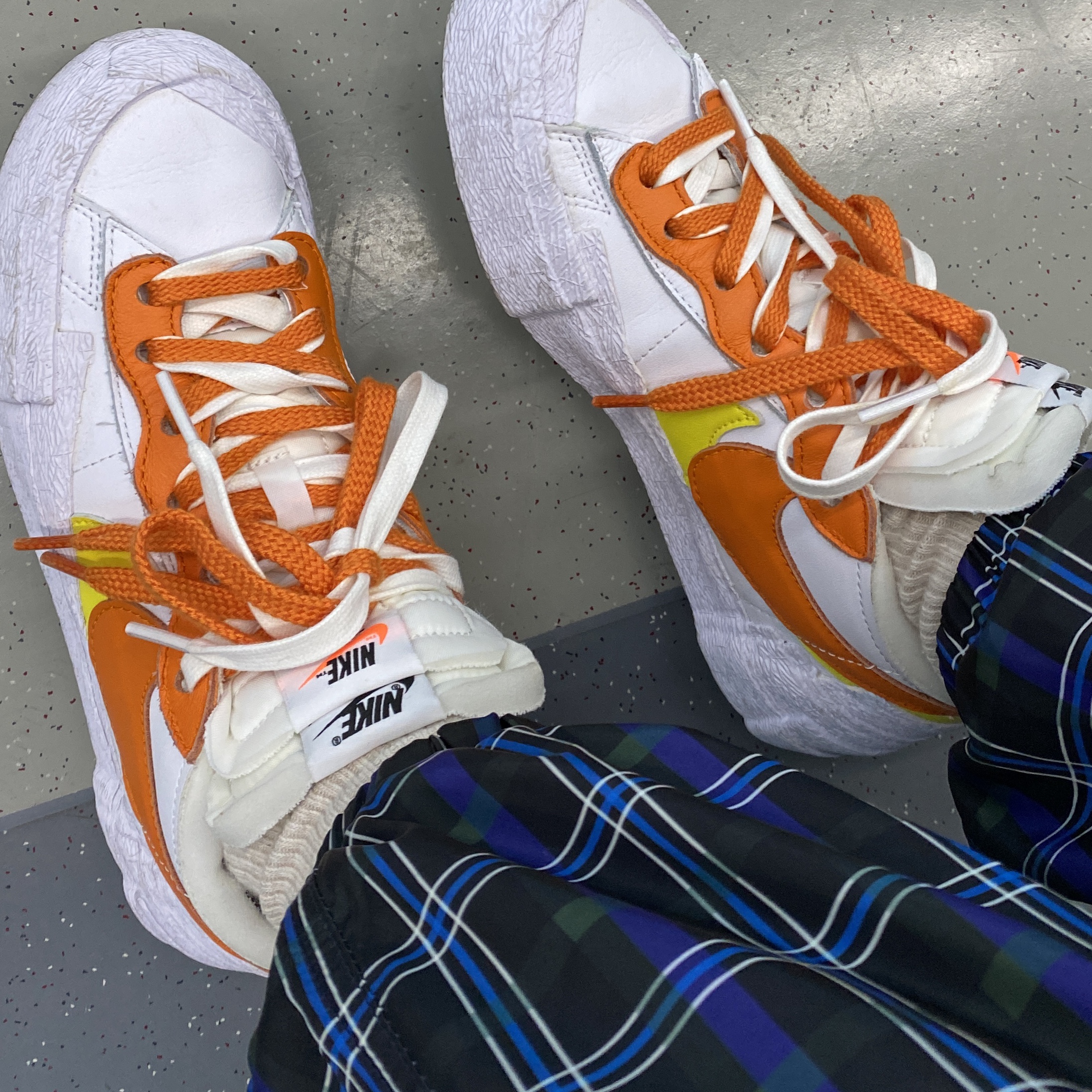 Nike x Sacai Blazer Low Magma Orange 착용 스타일
