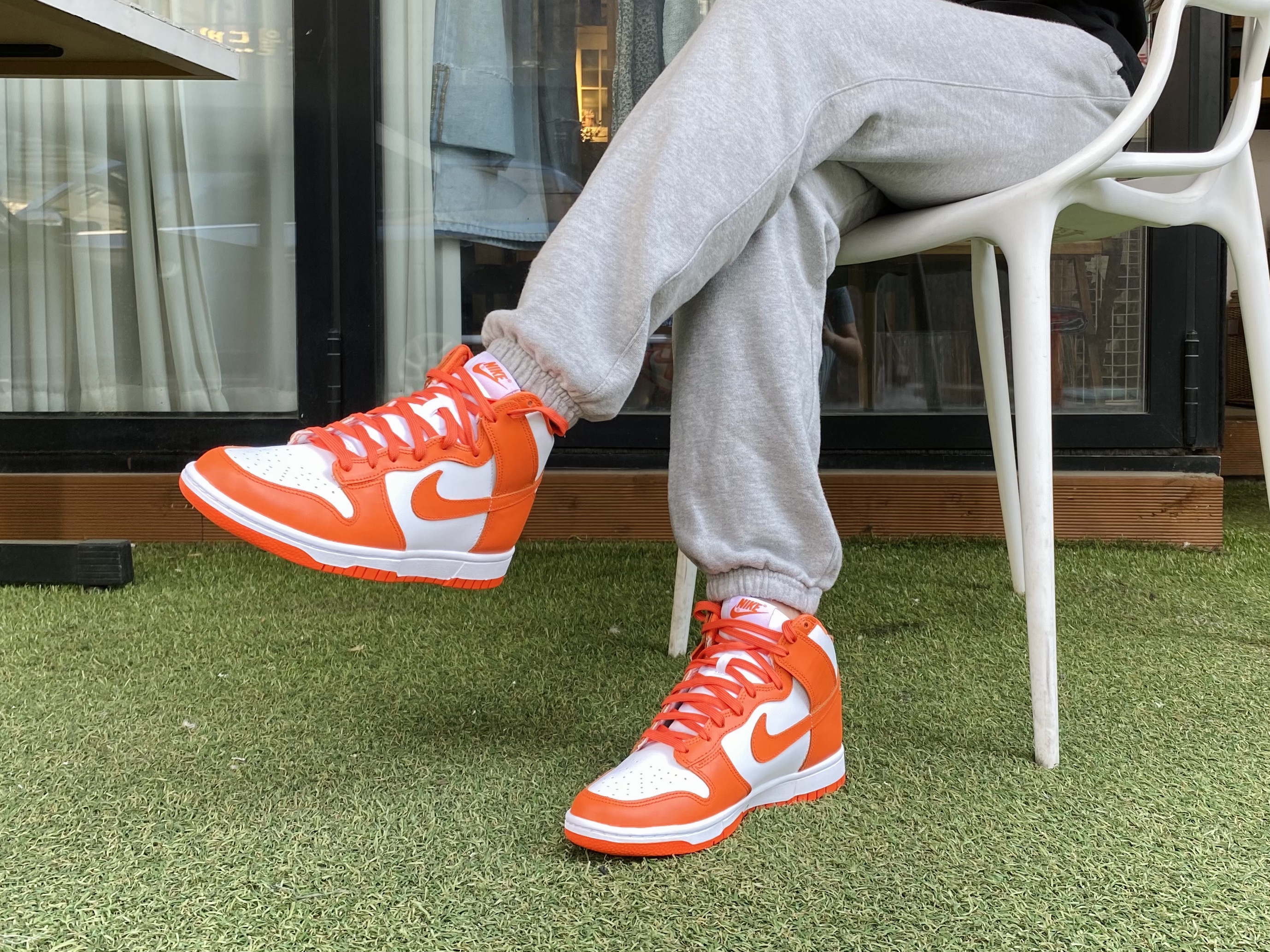 (W) Nike Dunk High Orange Blaze, Nike Dunk High Retro Orange Blaze 착용 스타일