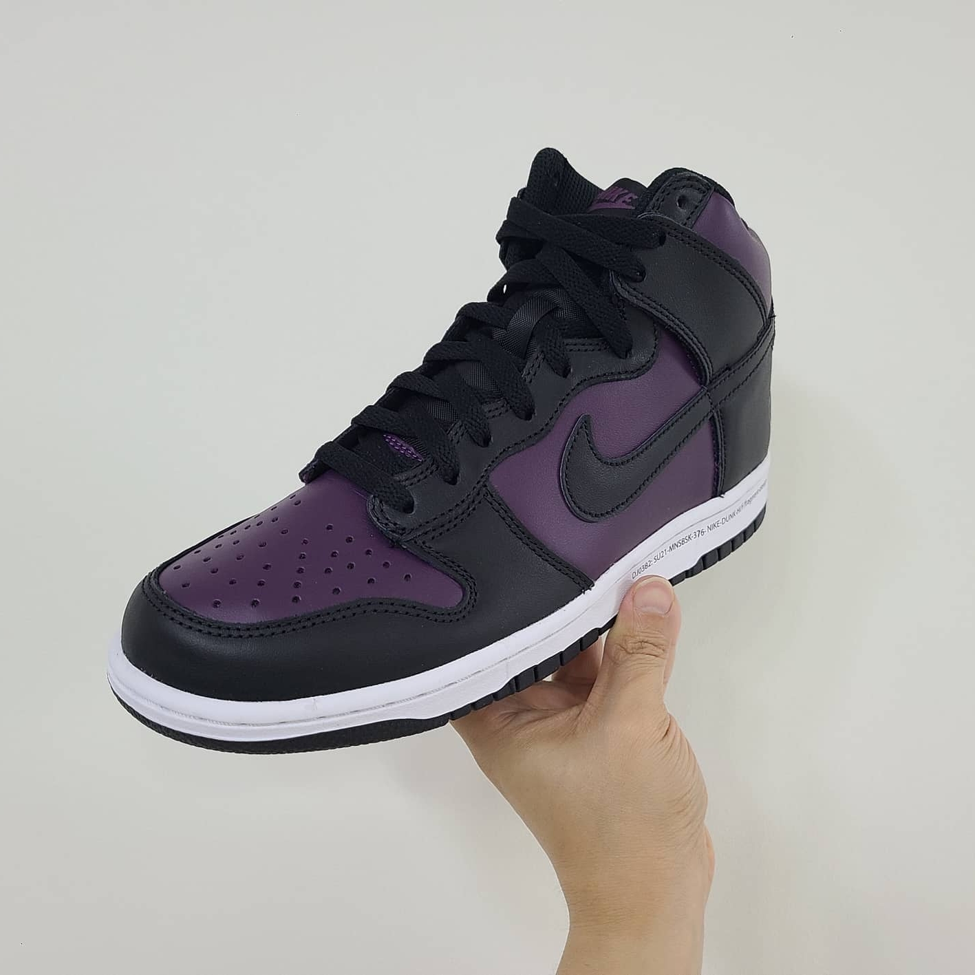 Nike x Fragment Dunk High Black 착용 스타일 - 1
