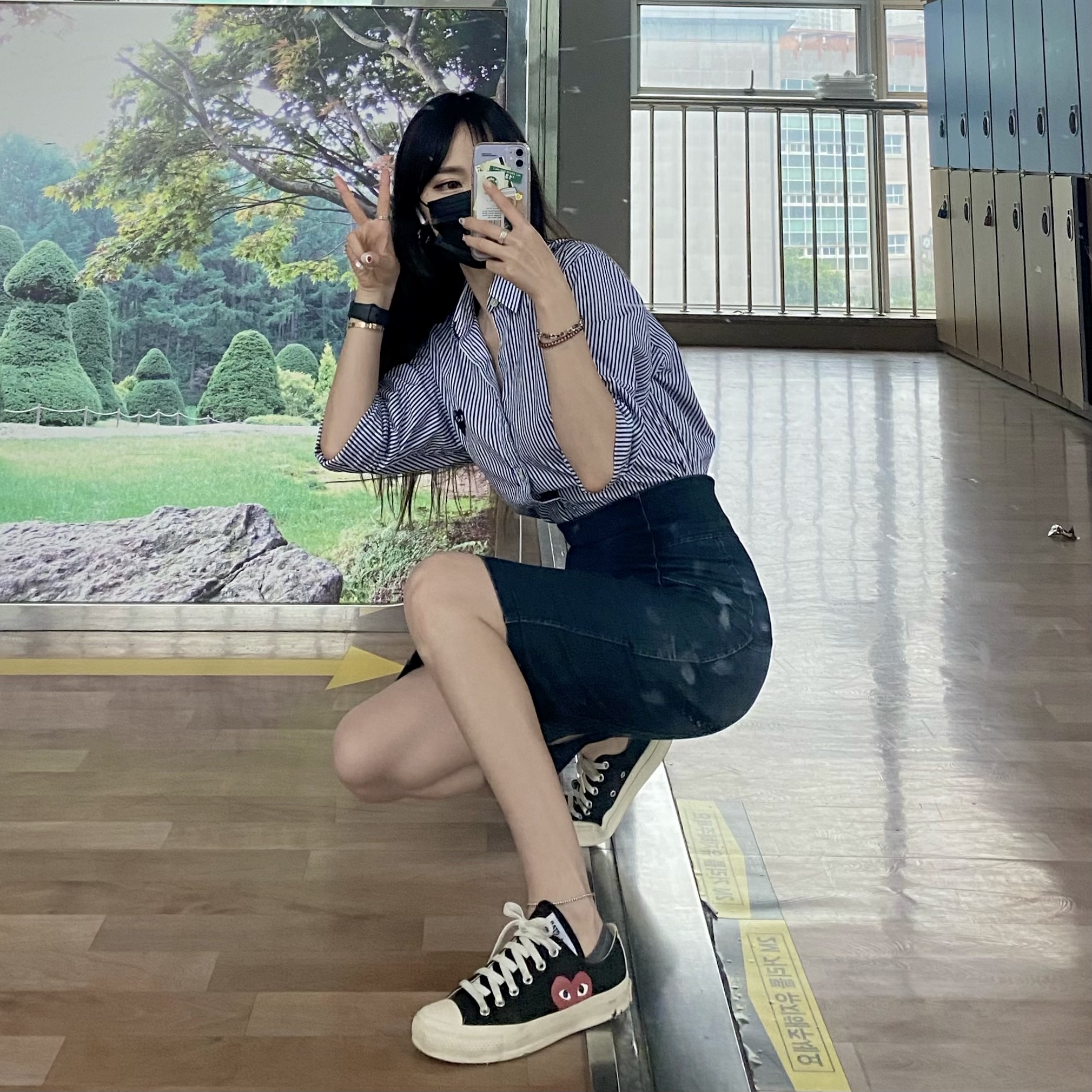 Converse x Play Comme des Garcons Chuck 70 Ox Black 착용 스타일 - 2