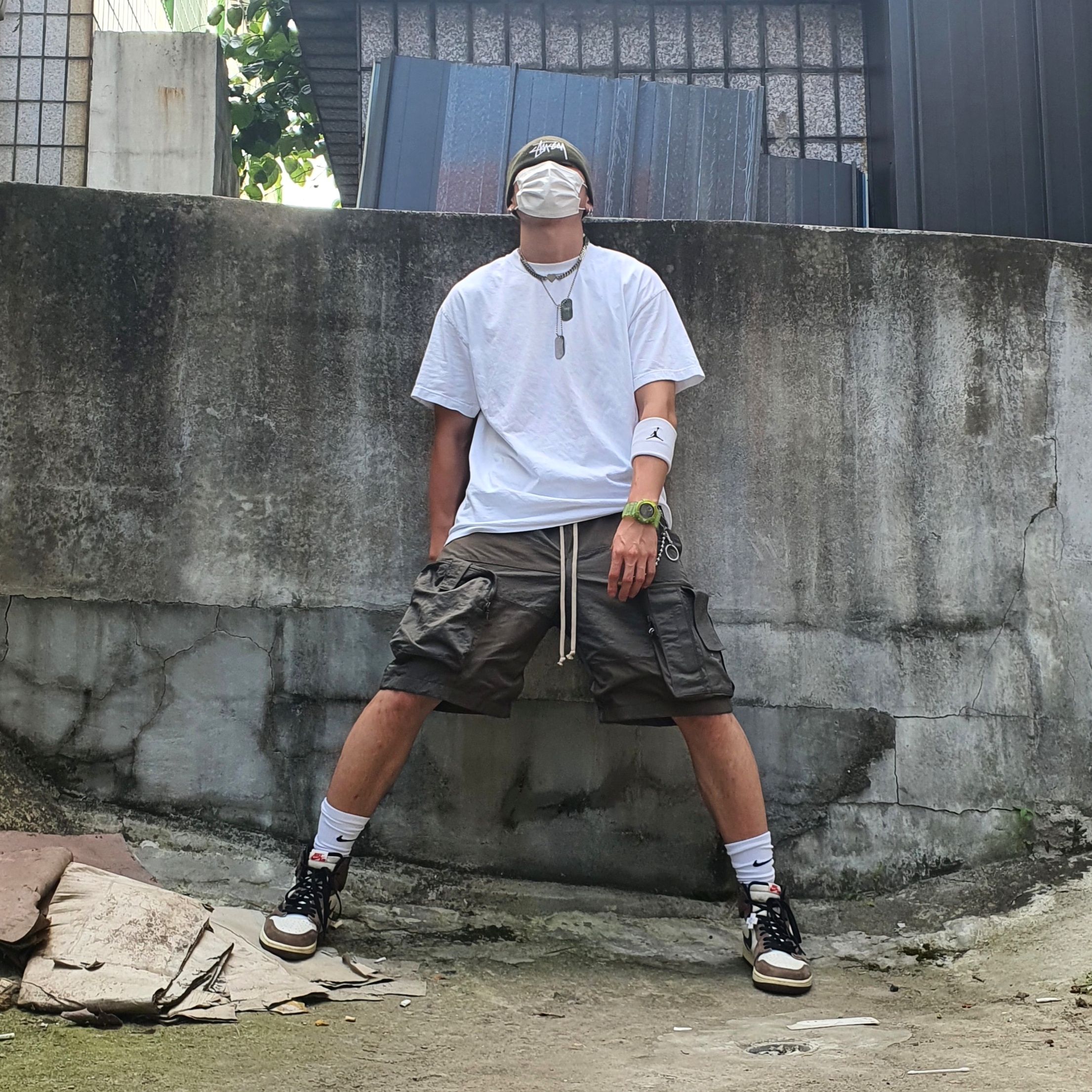 Jordan 1 x Travis Scott Retro High OG SP Mocha 착용 스타일