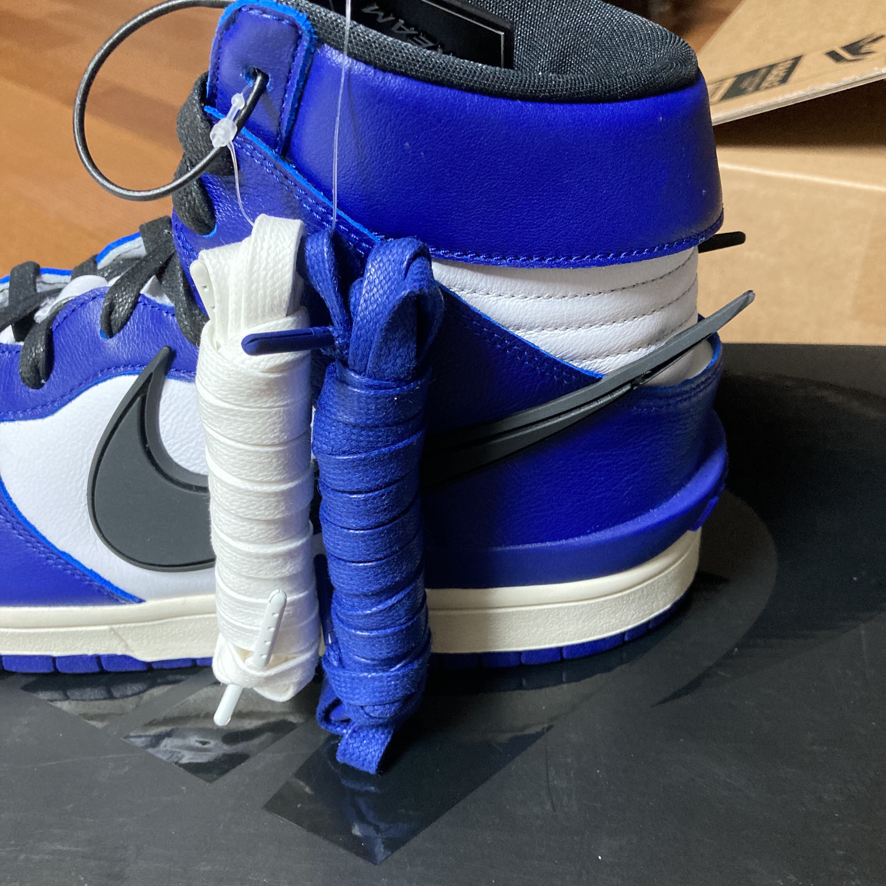 Nike x Ambush Dunk High Deep Royal Blue 착용 스타일 - 2