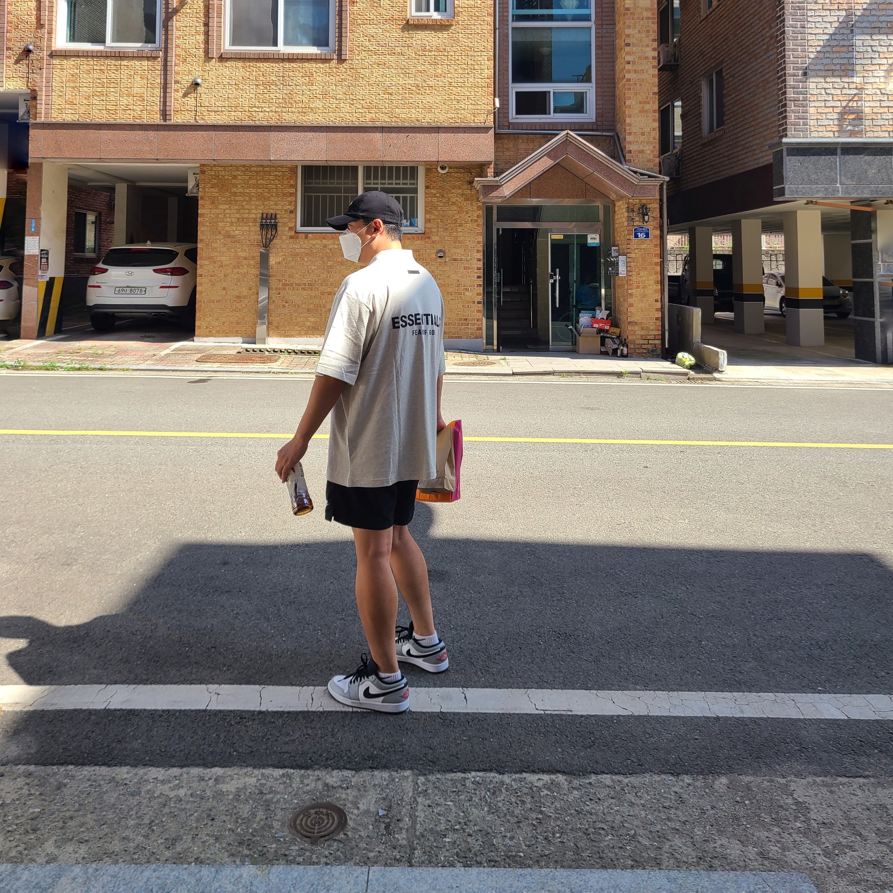 Essentials Short Sleeve Polo Oatmeal - 21SS, Jordan 1 Low Light Smoke Grey 착용 스타일