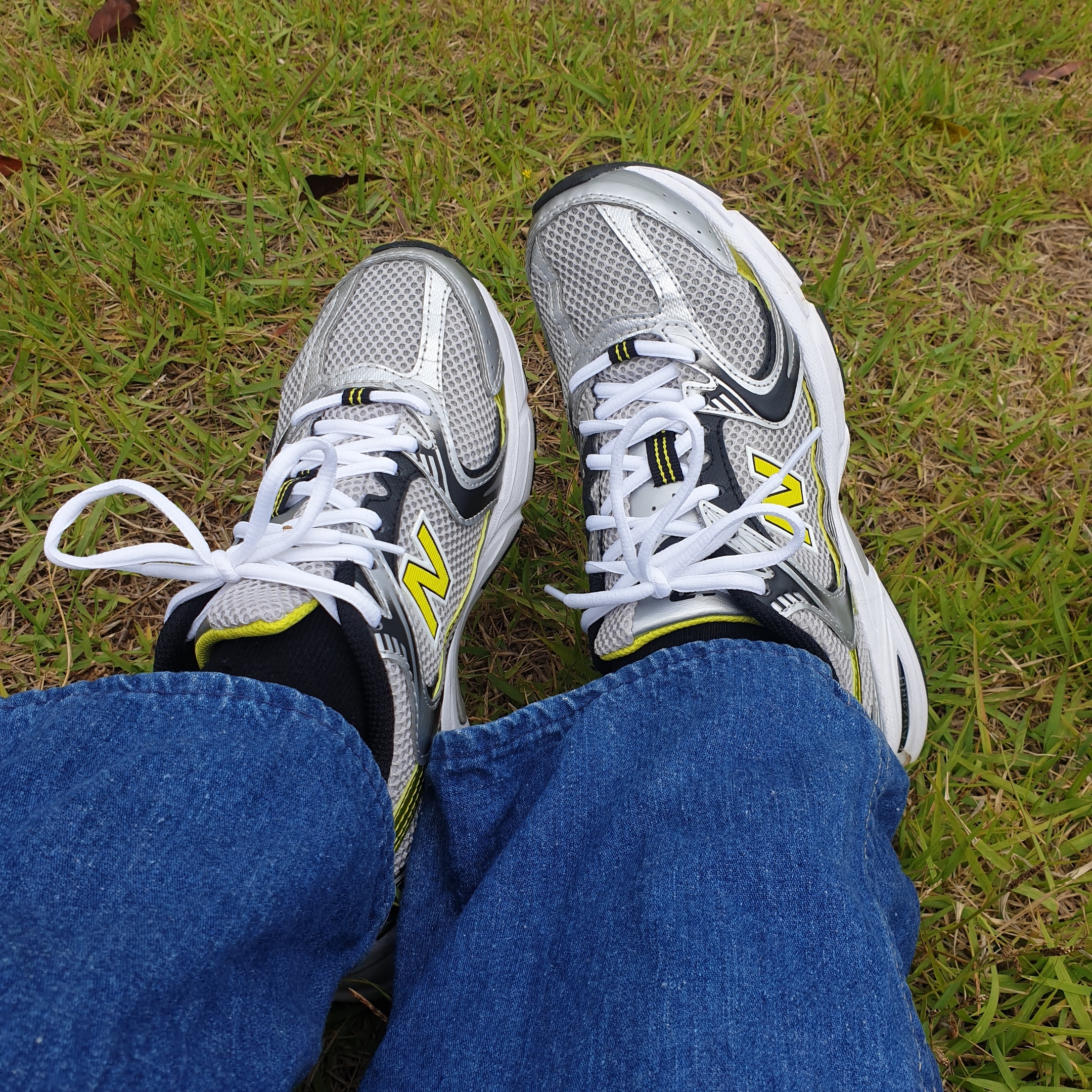 New Balance 530 Silver 착용 스타일 - 2