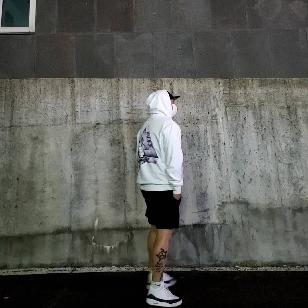 Jordan 3 x Fragment Retro SP White Black, Palace Tri-Crusher Hood White - 20FW 착용 스타일 - 3