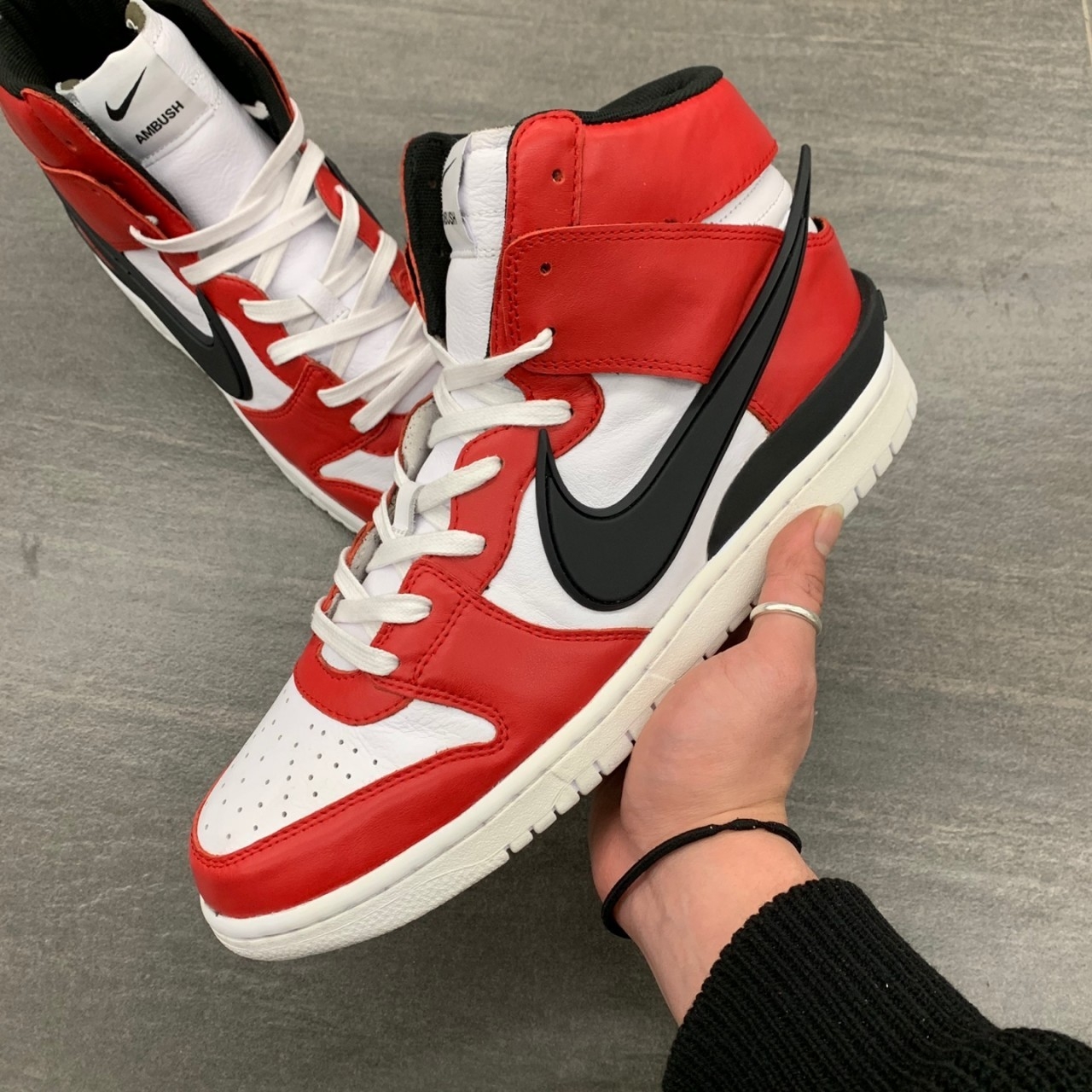 Nike x Ambush Dunk High Black 착용 스타일 - 5