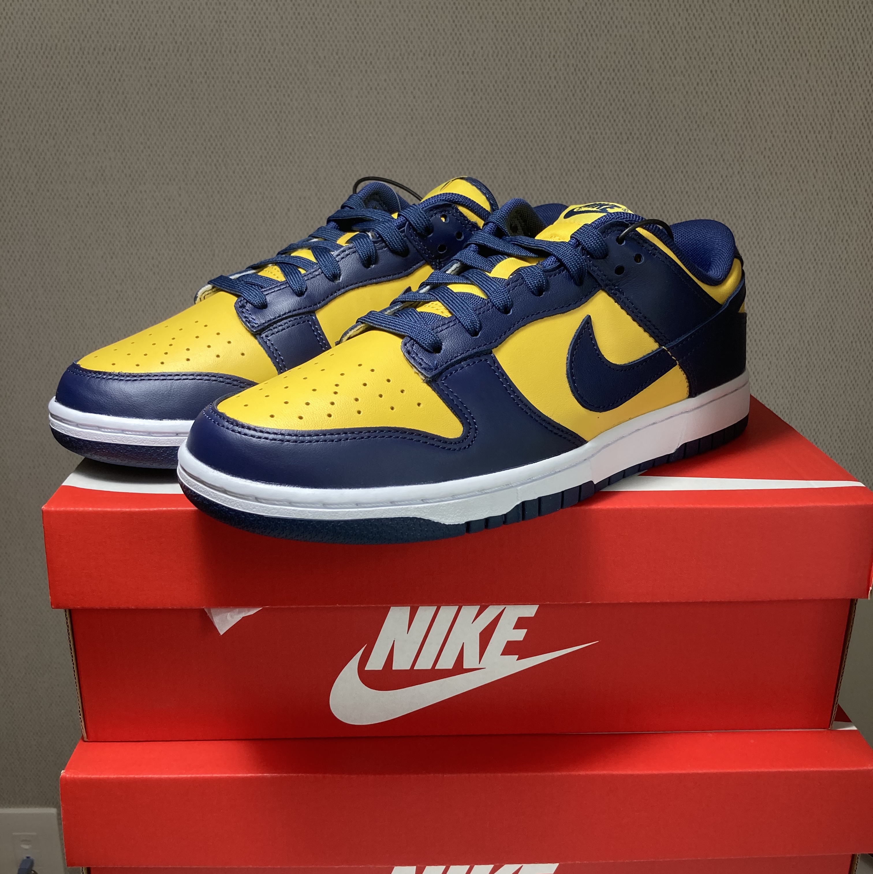 Nike Dunk Low Retro Varsity Maize 착용 스타일 - 1