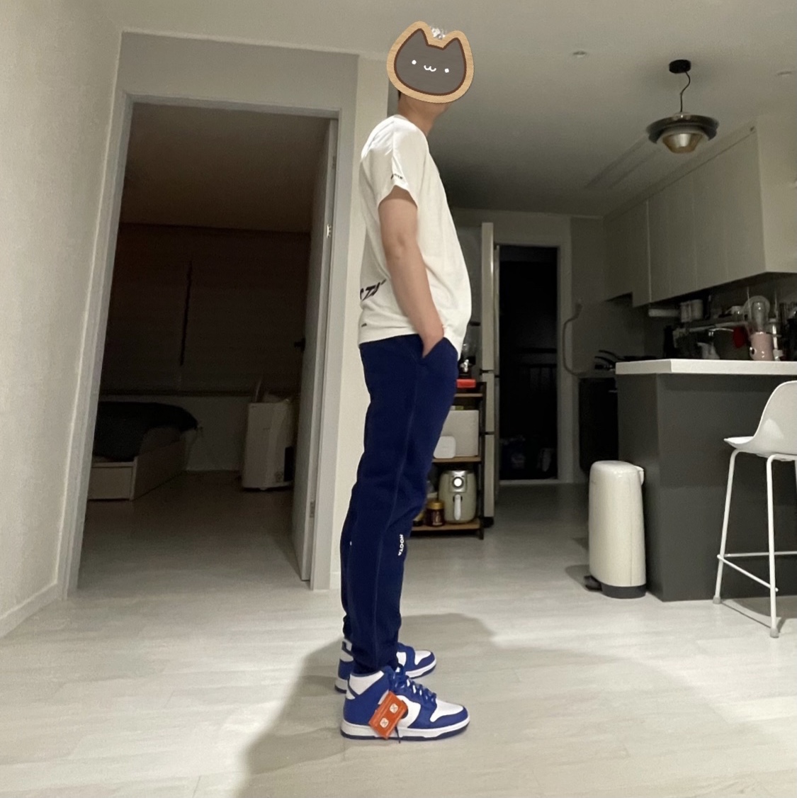 Nike x Drake Nocta Cardinal Stock Essential Fleece Pants Navy - US/EU, Nike x Drake Nocta Cardinal Stock Essential T-Shirt White - US/EU 착용 스타일 - 2