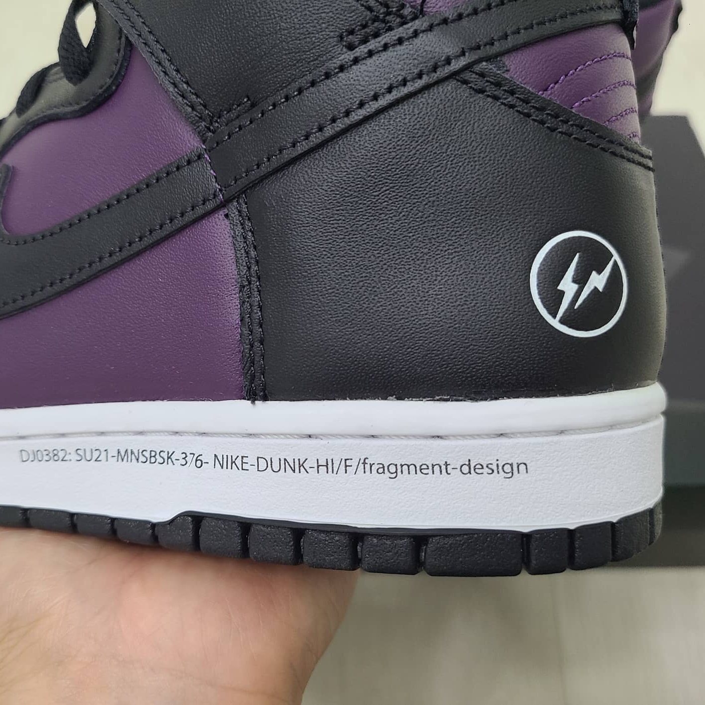 Nike x Fragment Dunk High Black 착용 스타일 - 3
