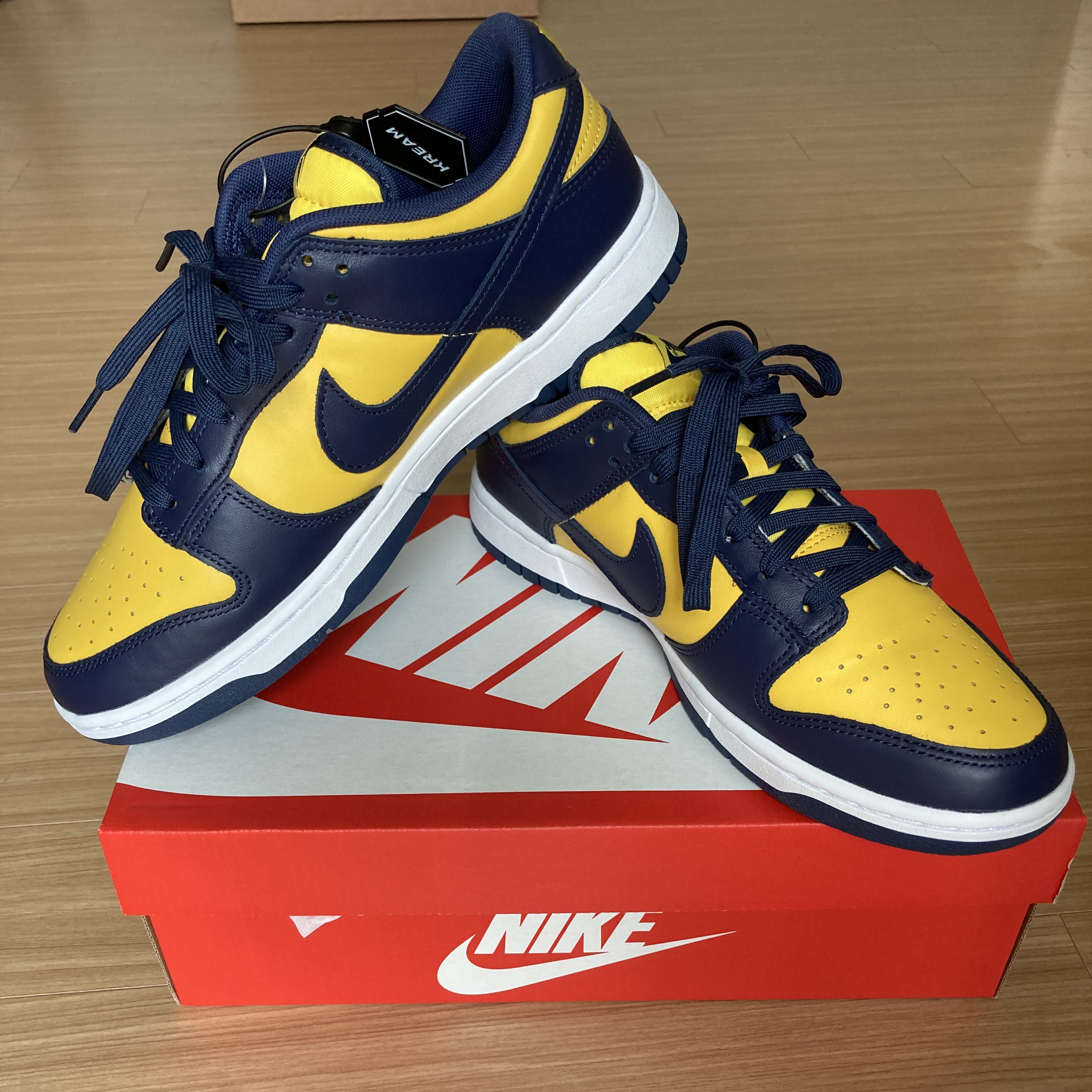 Nike Dunk Low Retro Varsity Maize 착용 스타일 - 2