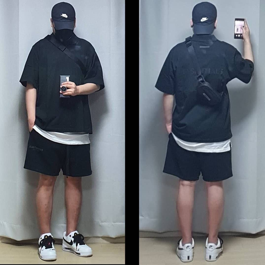 Essentials Short Sleeve Polo Black - 21SS, Essentials Sweatshorts Black - 21SS 착용 스타일 - 1