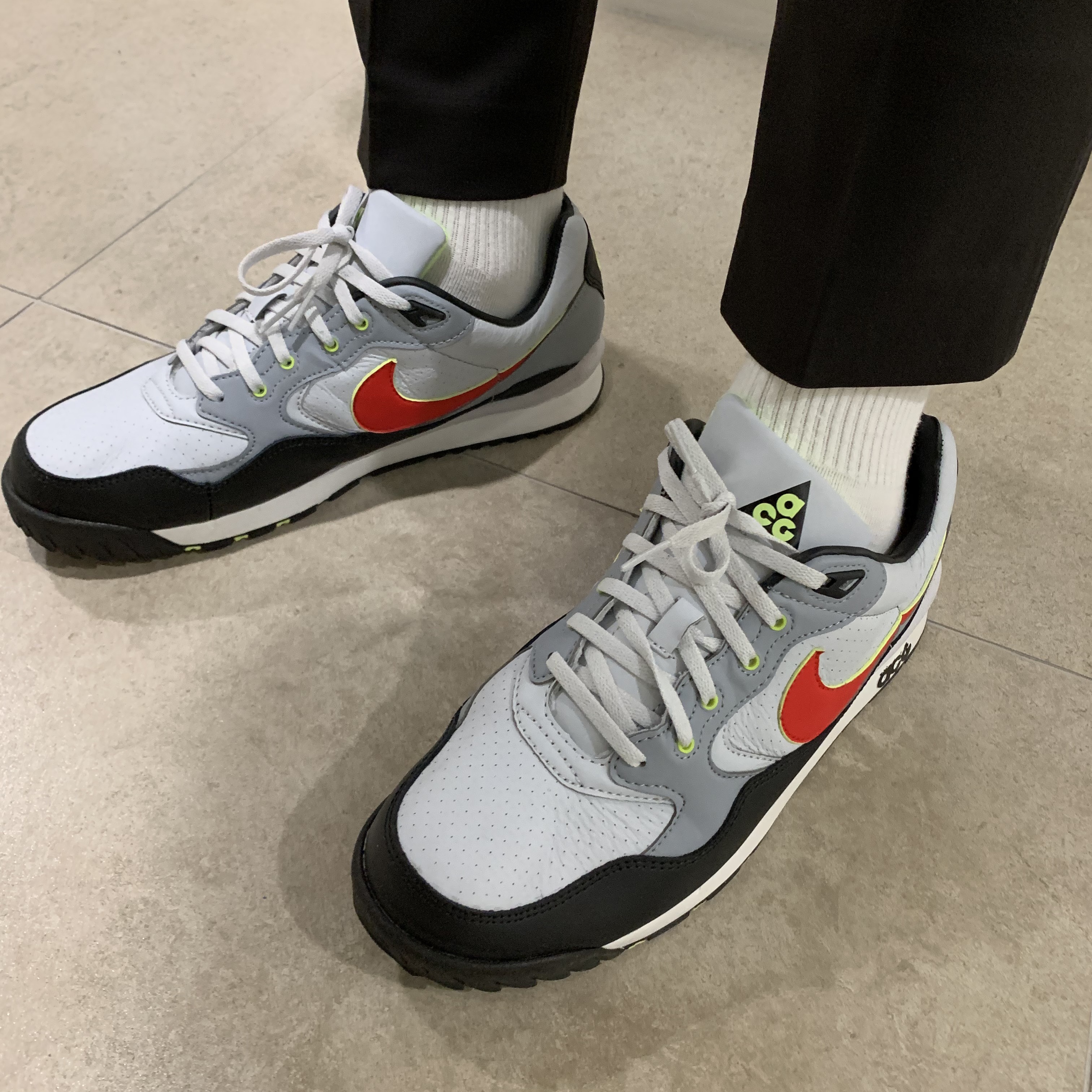 Jordan 1 Low OG Ghost Green, Jordan 3 Retro Cool Grey 착용 스타일 - 3