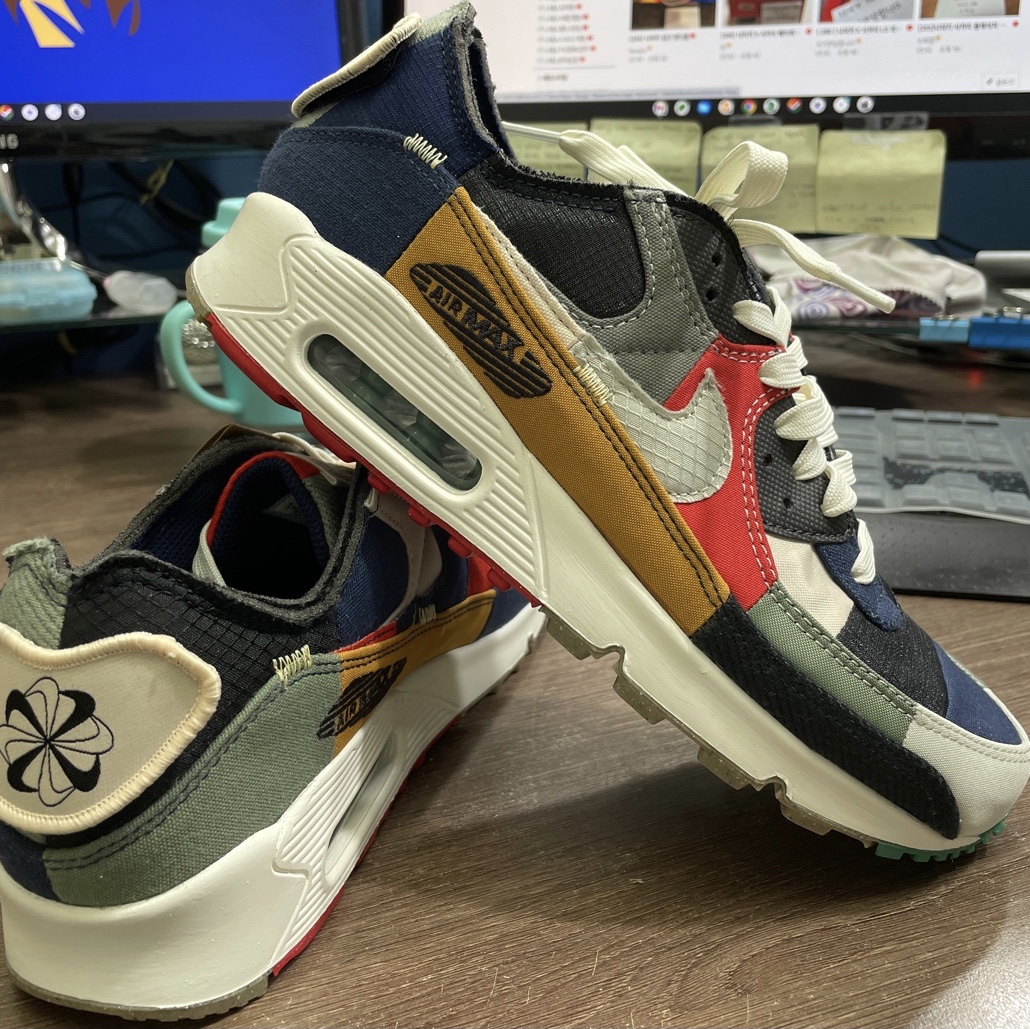 (W) Nike Air Max 90 QS Scrap 착용 스타일