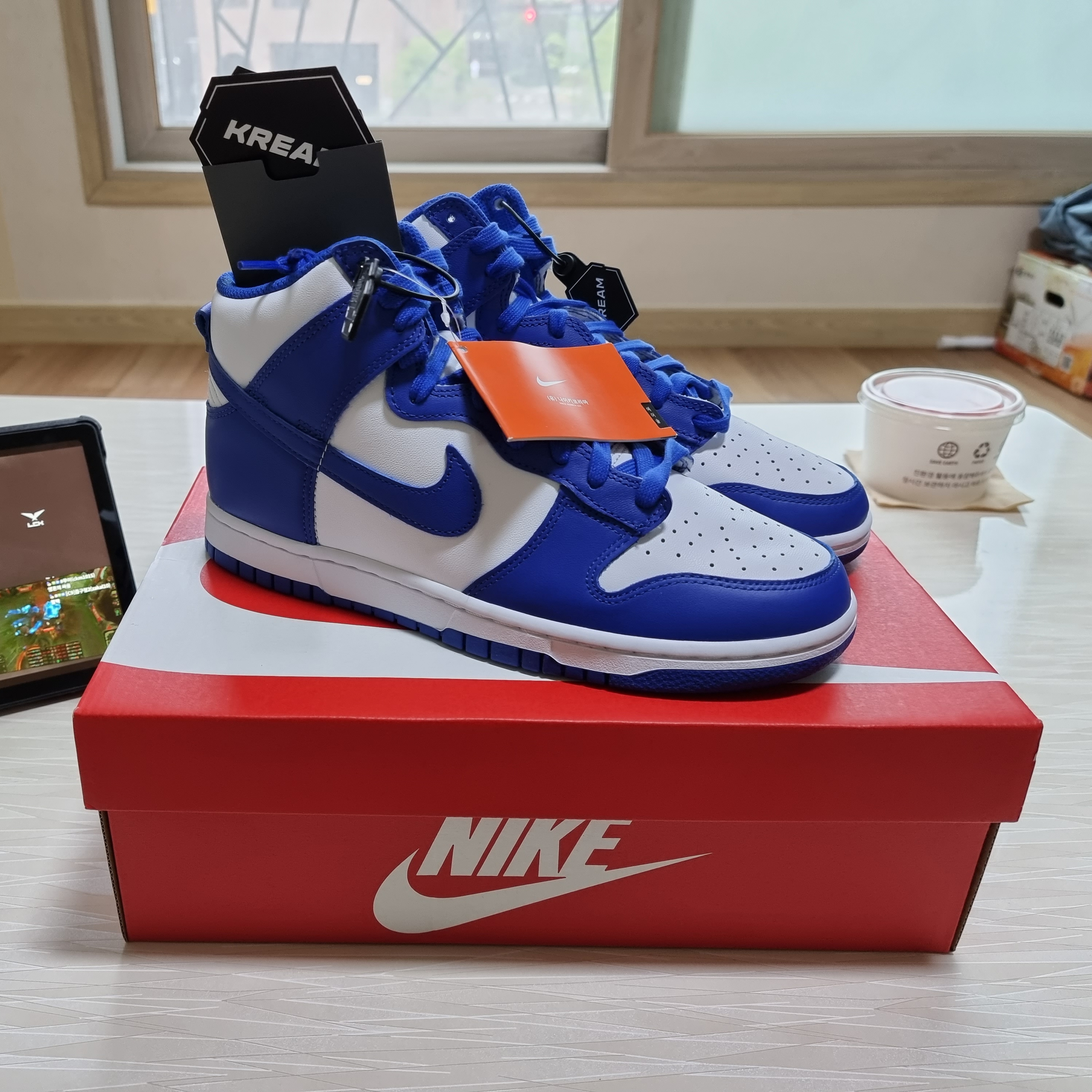 Nike Dunk High Retro Game Royal 착용 스타일 - 3