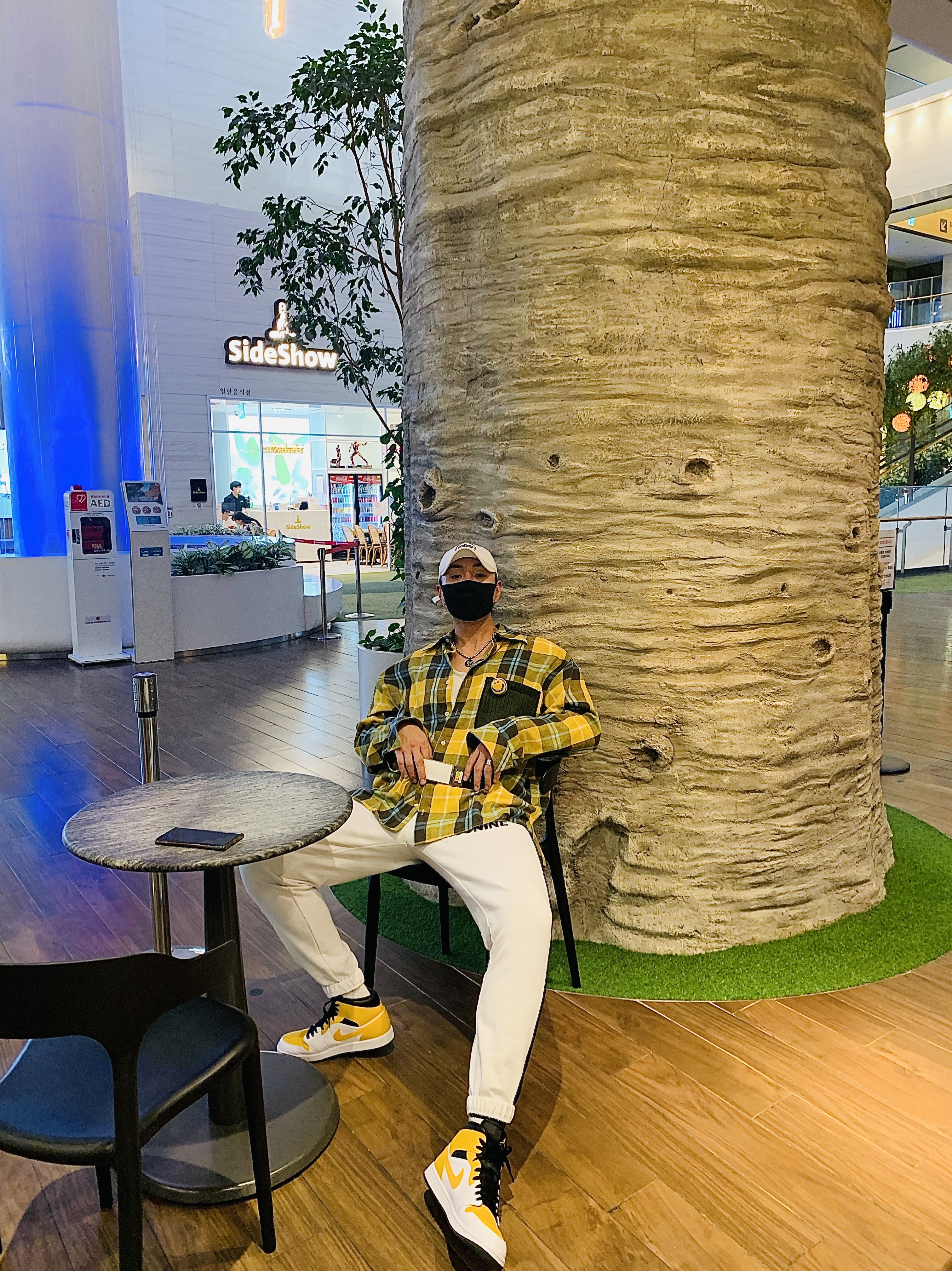 Insta 🕶woo_xxii님의 스타일