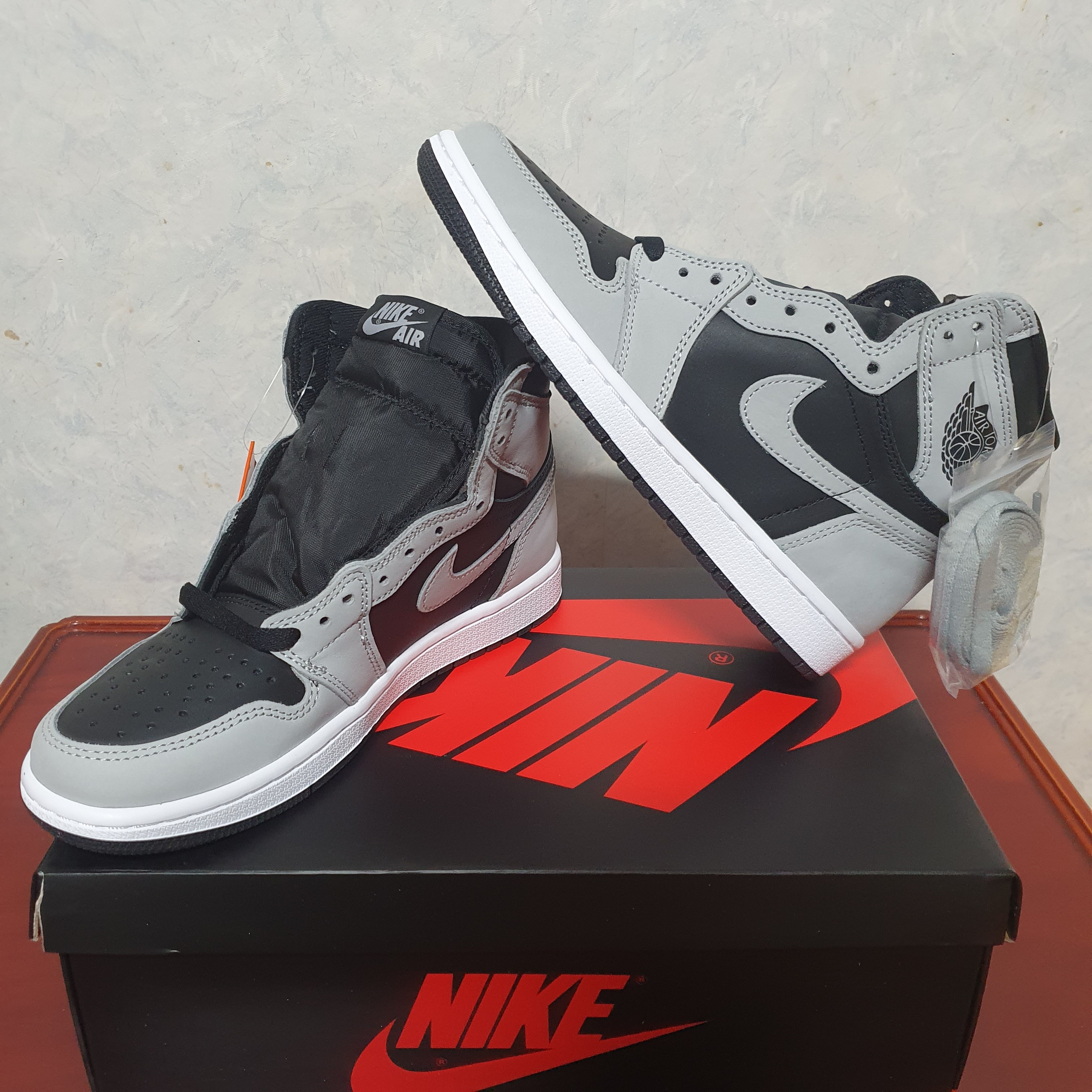 Jordan 1 Retro High OG Shadow 2.0 착용 스타일 - 2