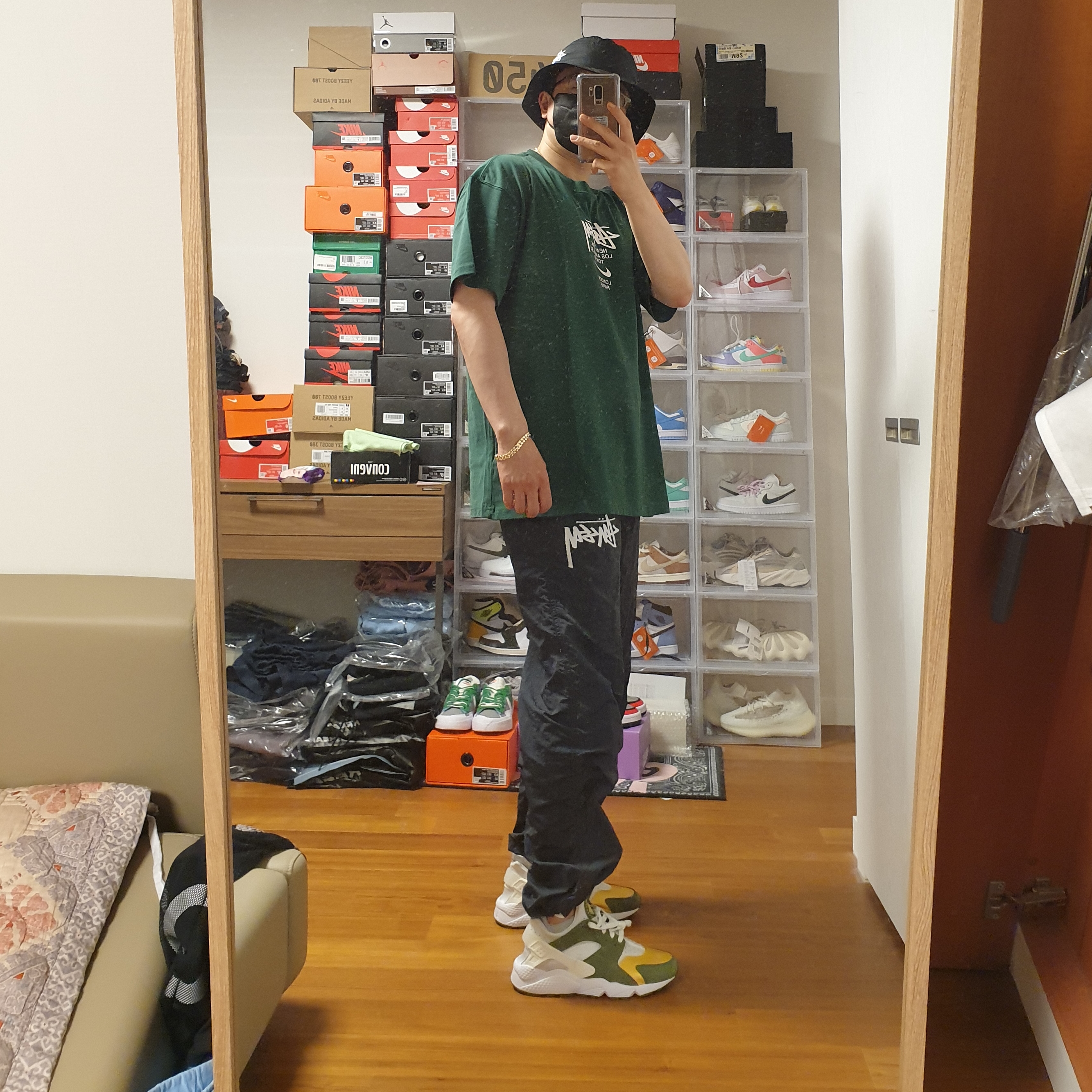 Nike x Stussy Beach Pants Off Noir, Nike x Stussy WT T-Shirt Green - US/EU 착용 스타일 - 3