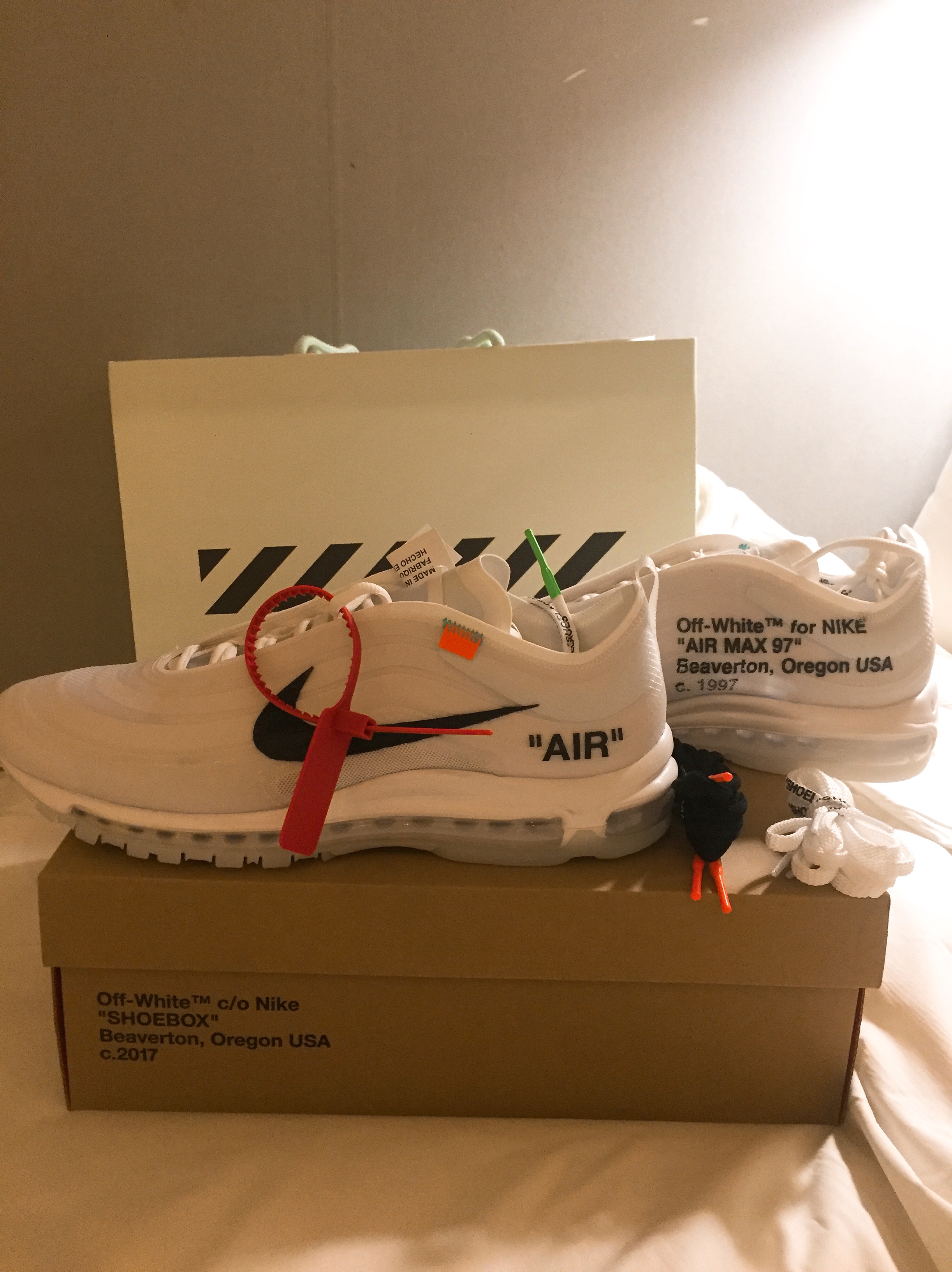 Nike x Off-White Air Max 97 OG The Ten 착용 스타일 - 3