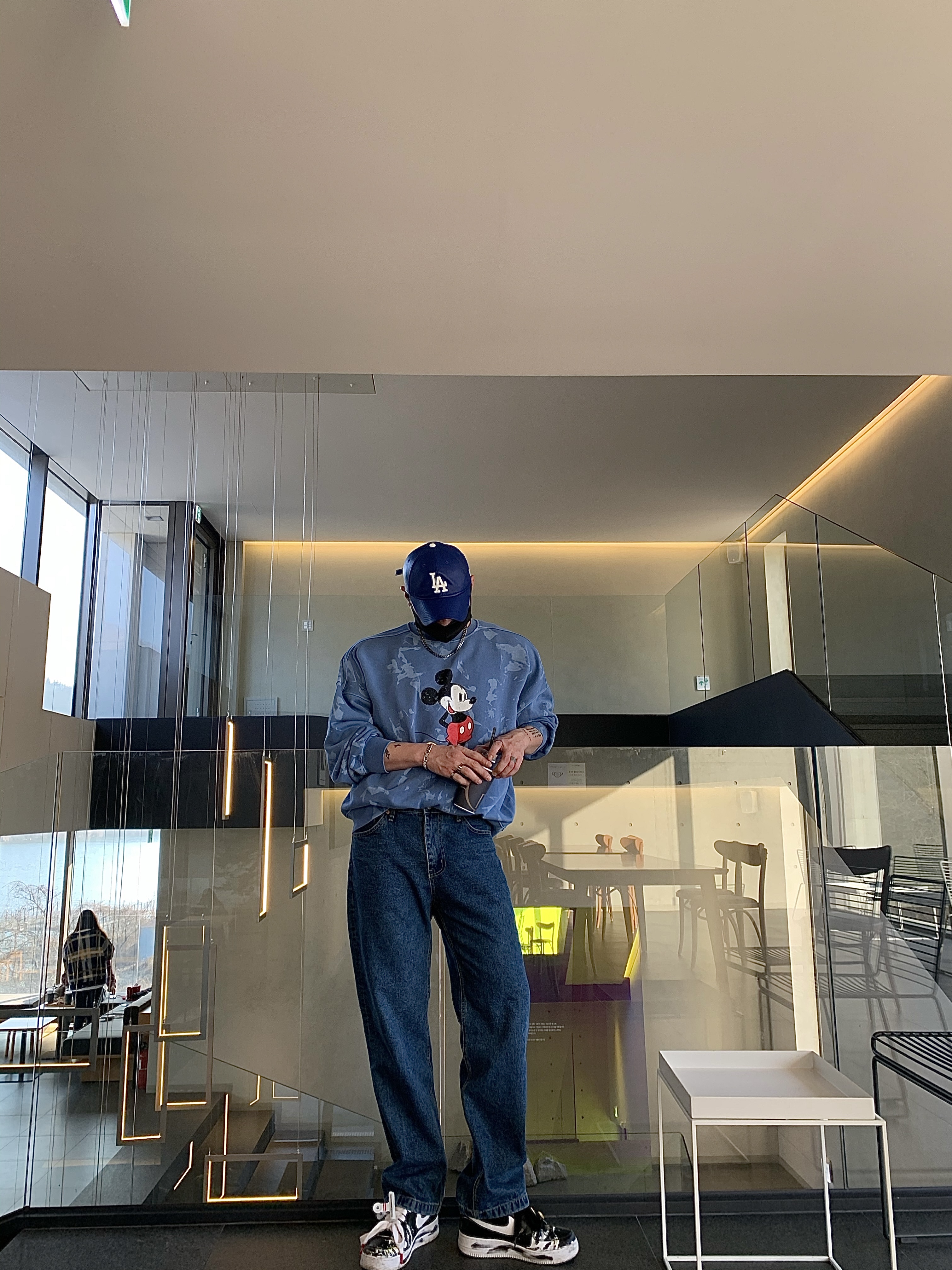 Insta 🕶woo_xxii님의 스타일