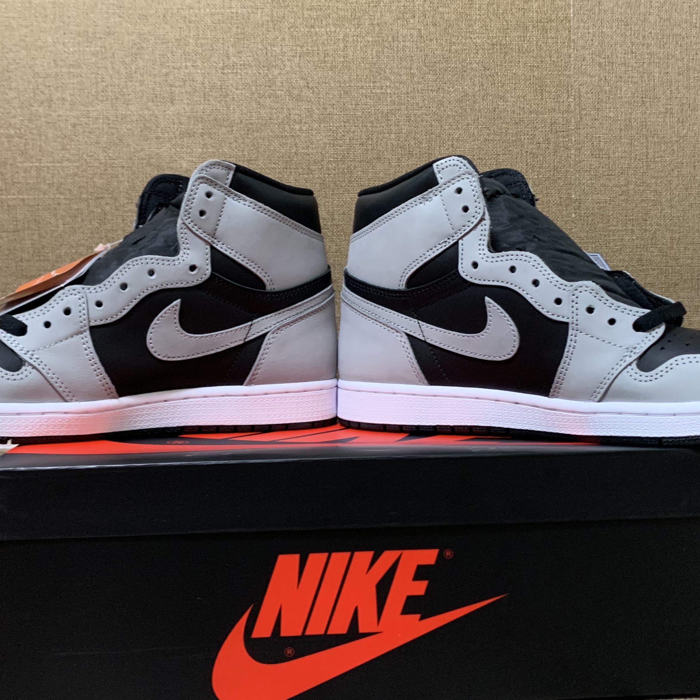 Jordan 1 Retro High OG Shadow 2.0 착용 스타일 - 4