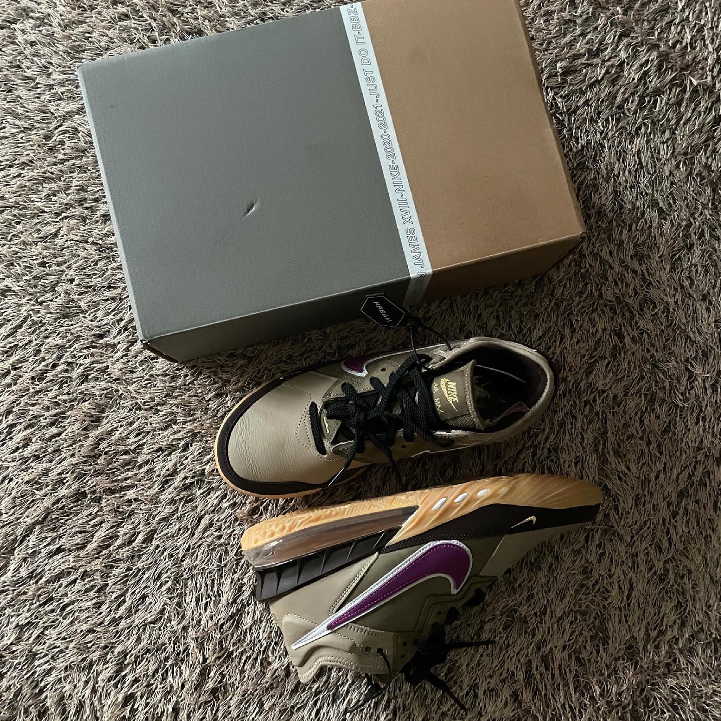 Nike x Atmos LeBron 18 Low Viotech 착용 스타일 - 2