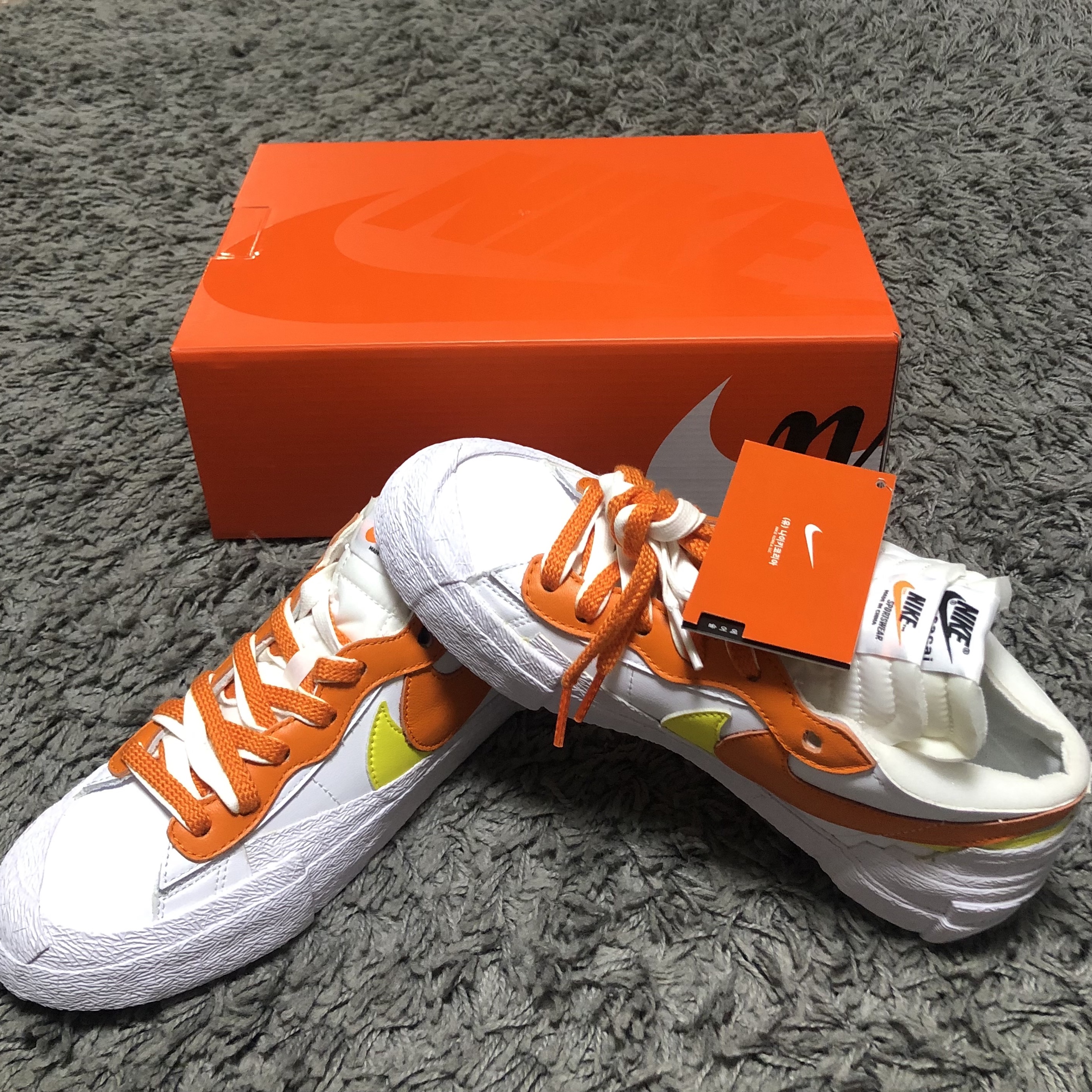 Nike x Sacai Blazer Low Magma Orange 착용 스타일