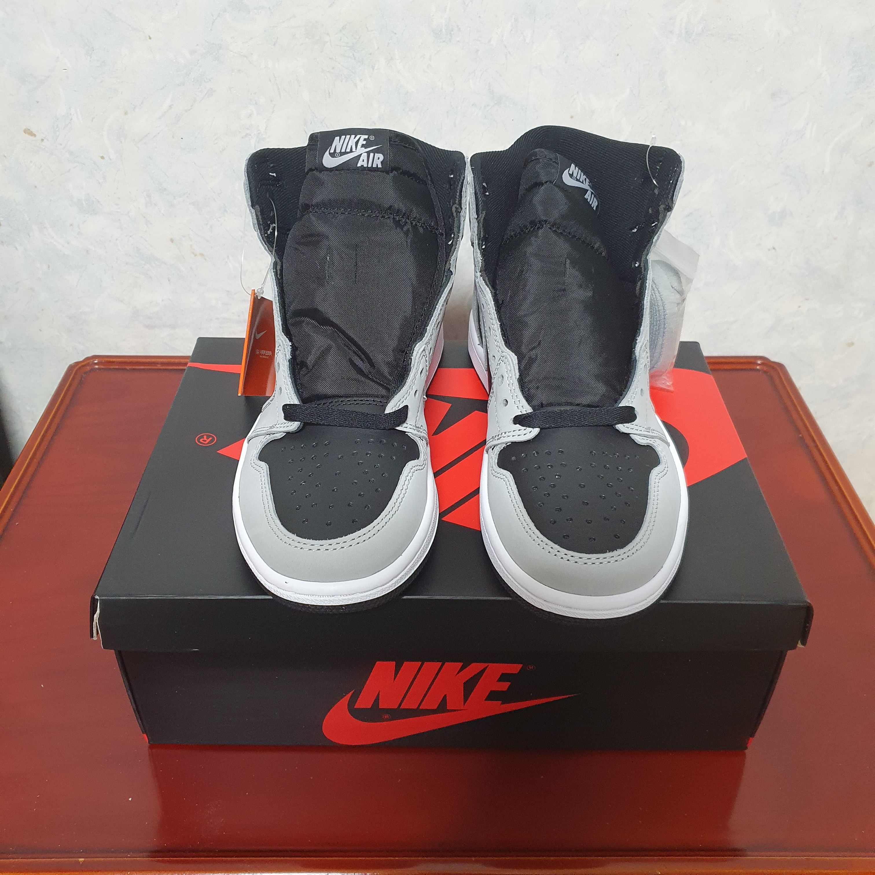 Jordan 1 Retro High OG Shadow 2.0 착용 스타일 - 3