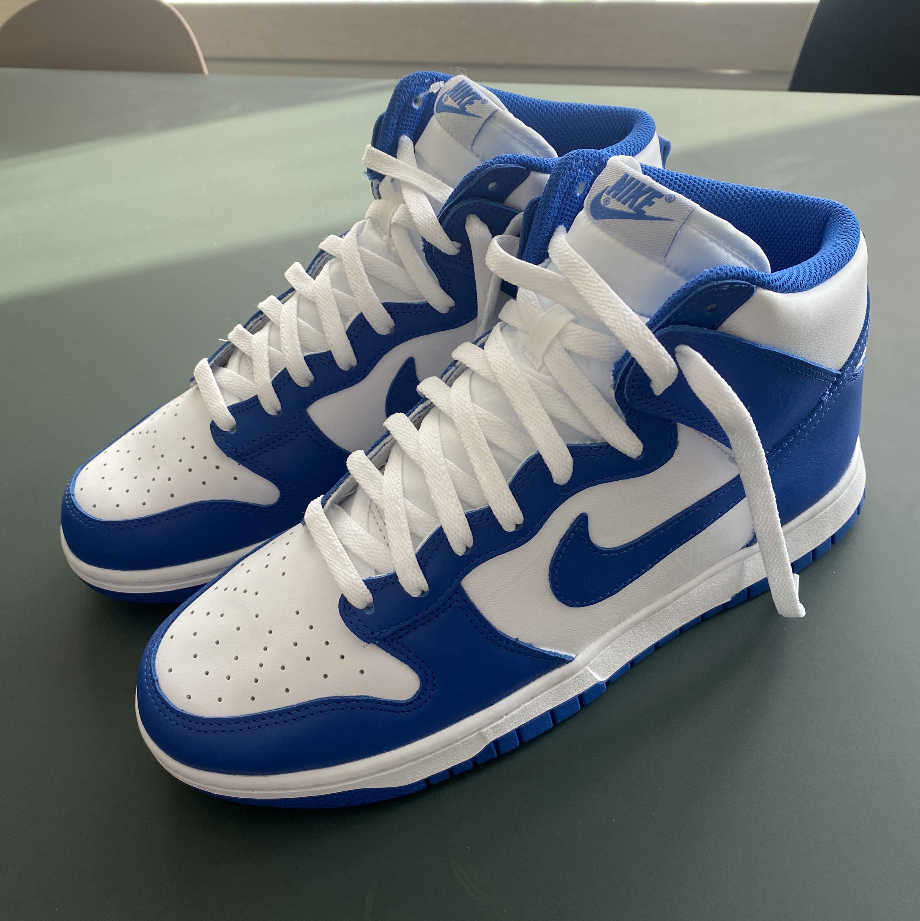 Nike Dunk High Retro Game Royal 착용 스타일 - 2