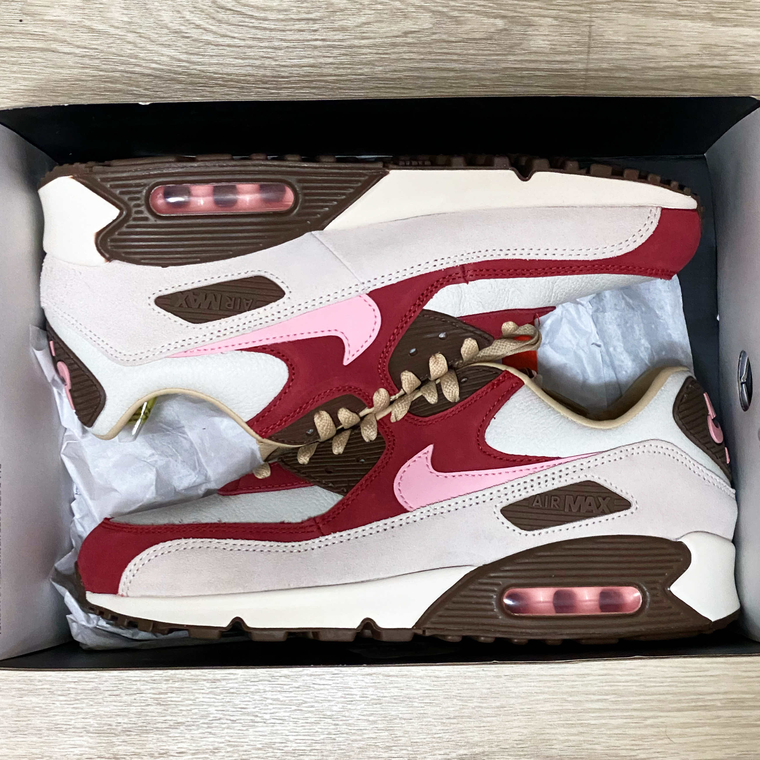 Nike Air Max 90 NRG Bacon 착용 스타일