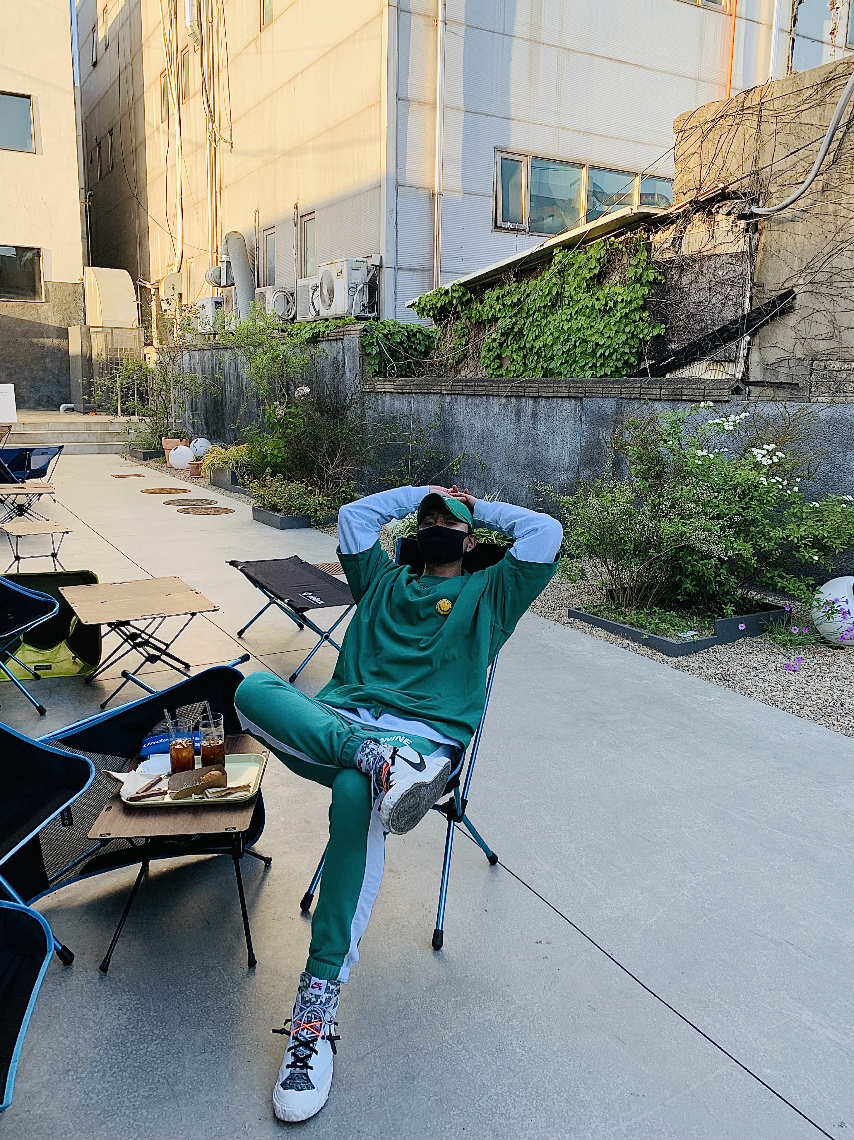 Insta 🕶woo_xxii님의 스타일
