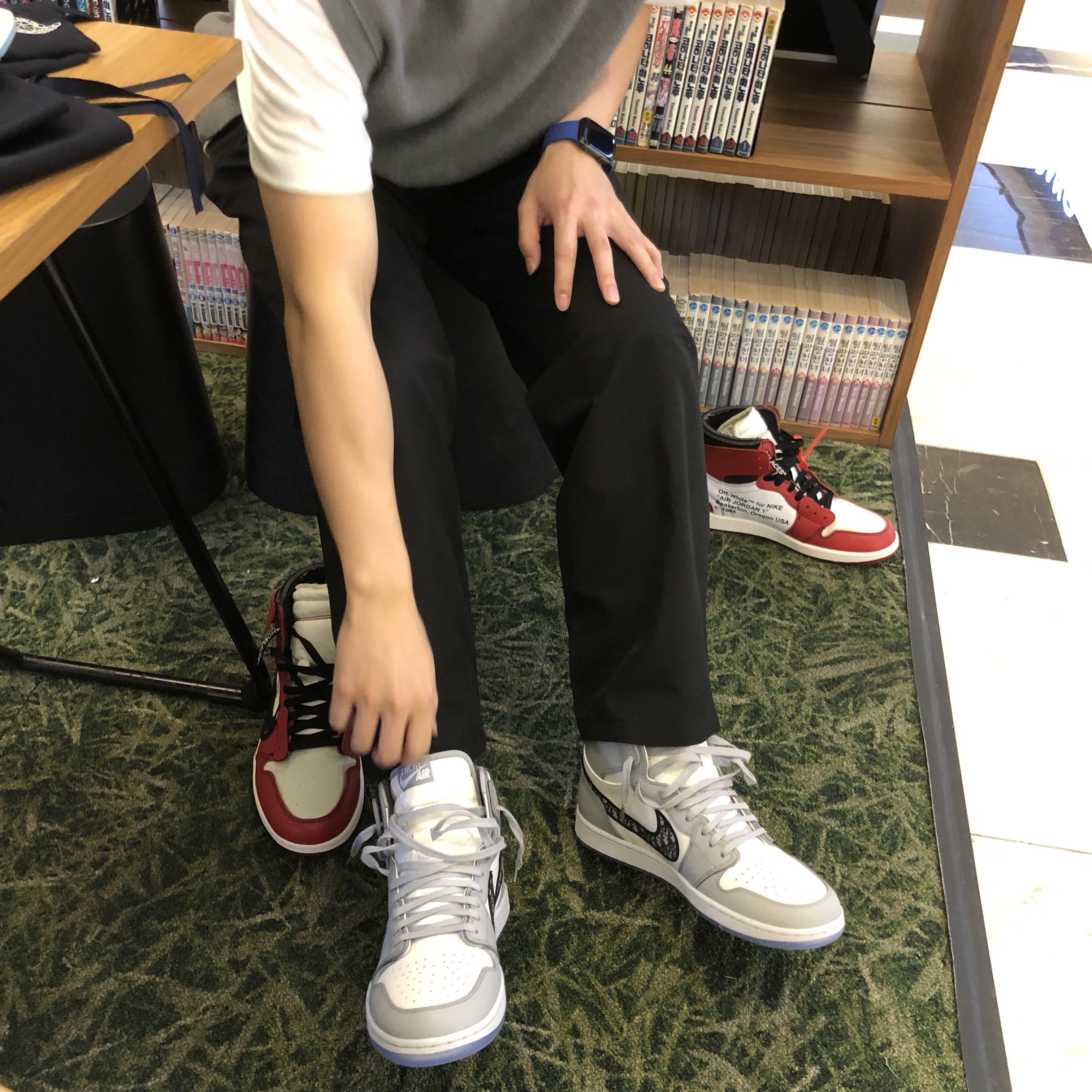 Jordan 1 x Off-White Retro High Chicago The Ten, Jordan 1 x Dior High OG 착용 스타일 - 3