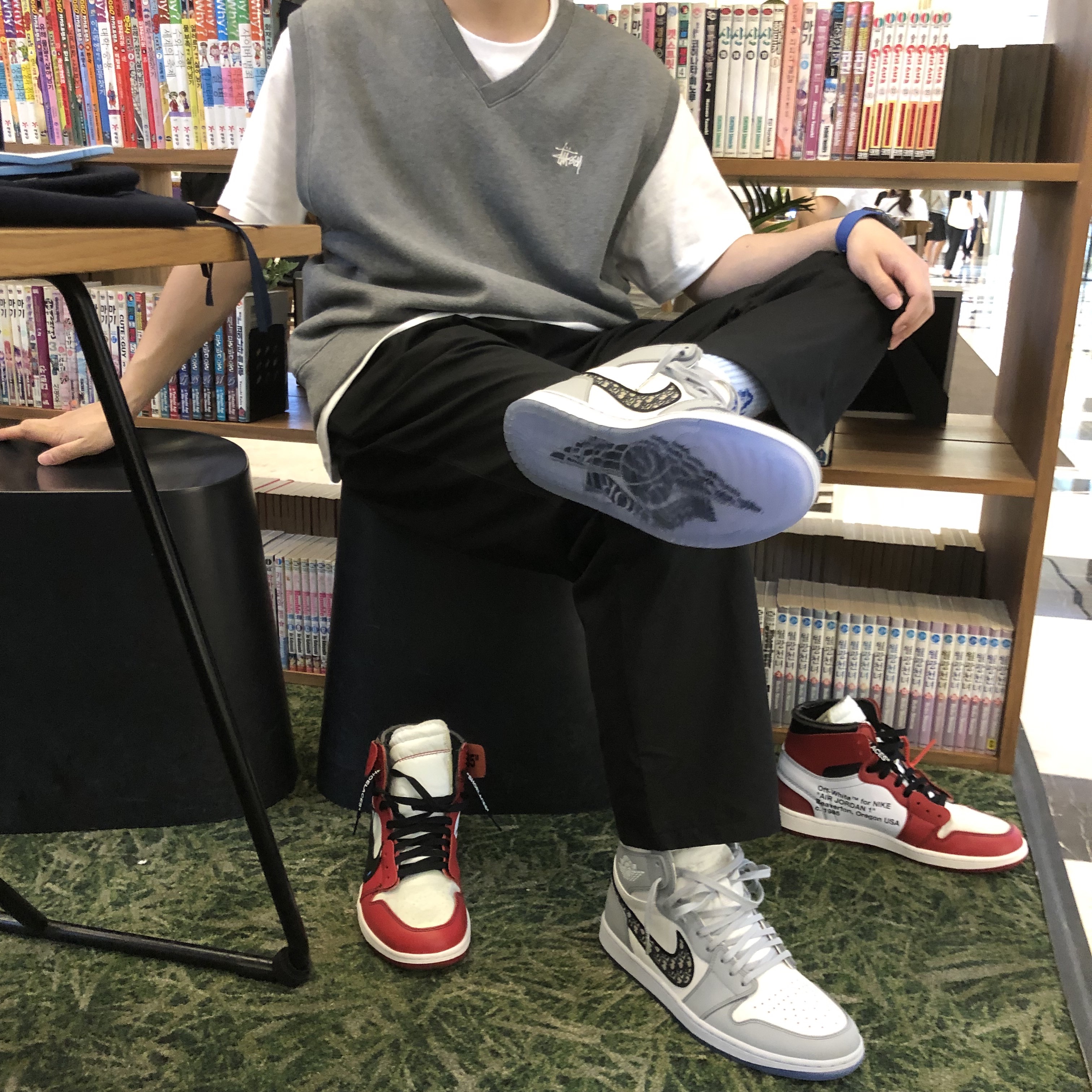 Jordan 1 x Off-White Retro High Chicago The Ten, Jordan 1 x Dior High OG 착용 스타일 - 1