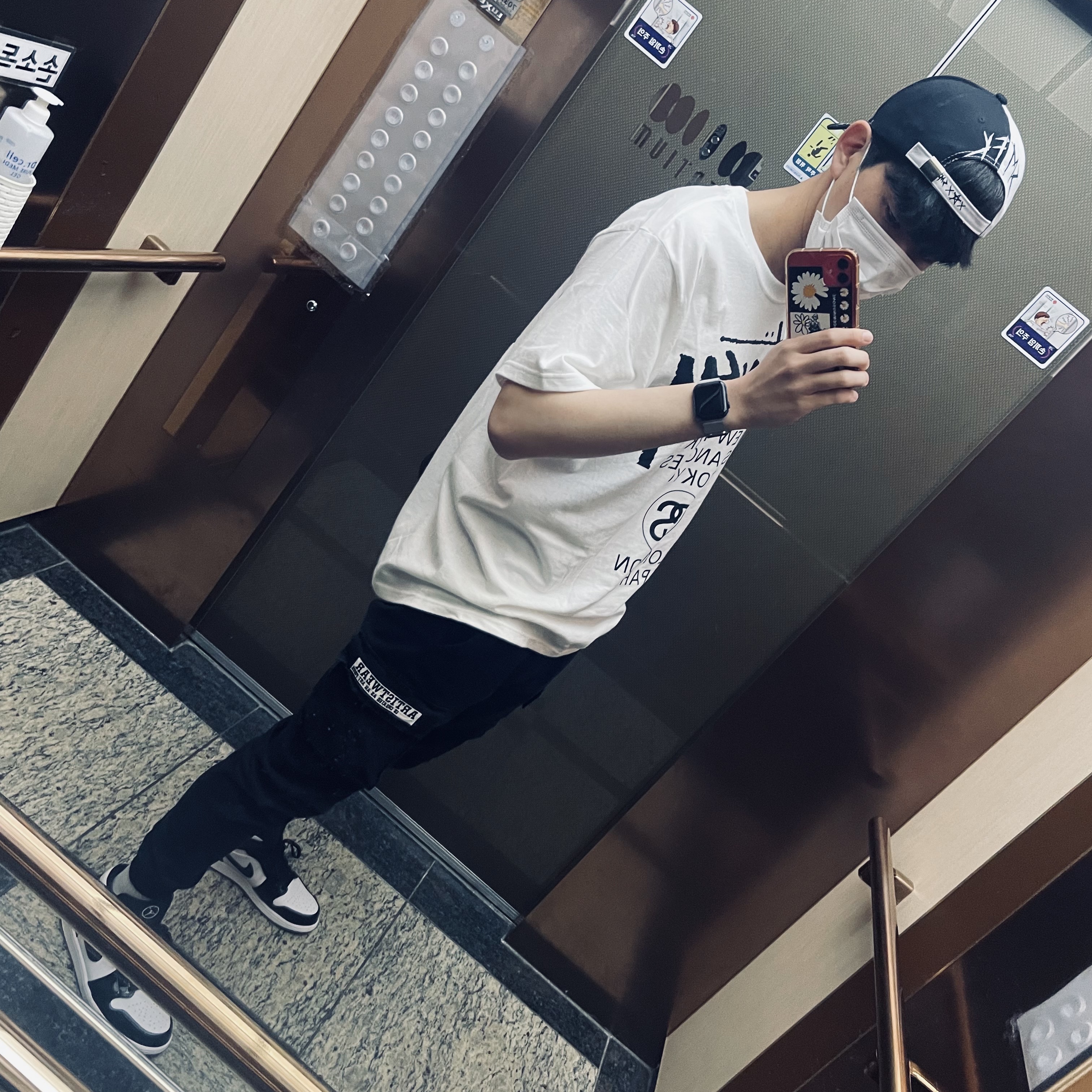 Jordan 1 Mid SE ASW Black 착용 스타일
