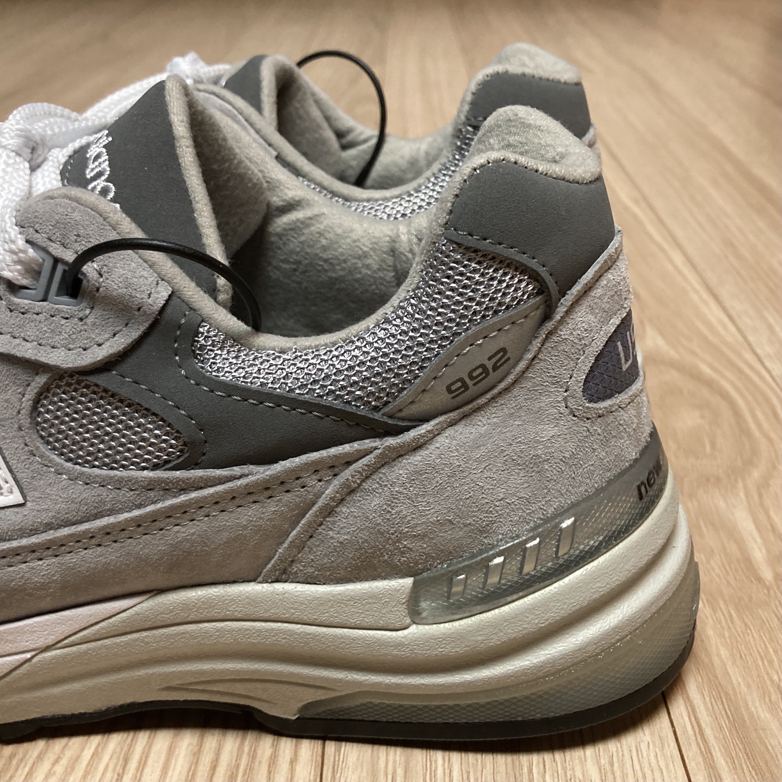 New Balance 992 Made in USA Grey - D Standard 착용 스타일 - 3