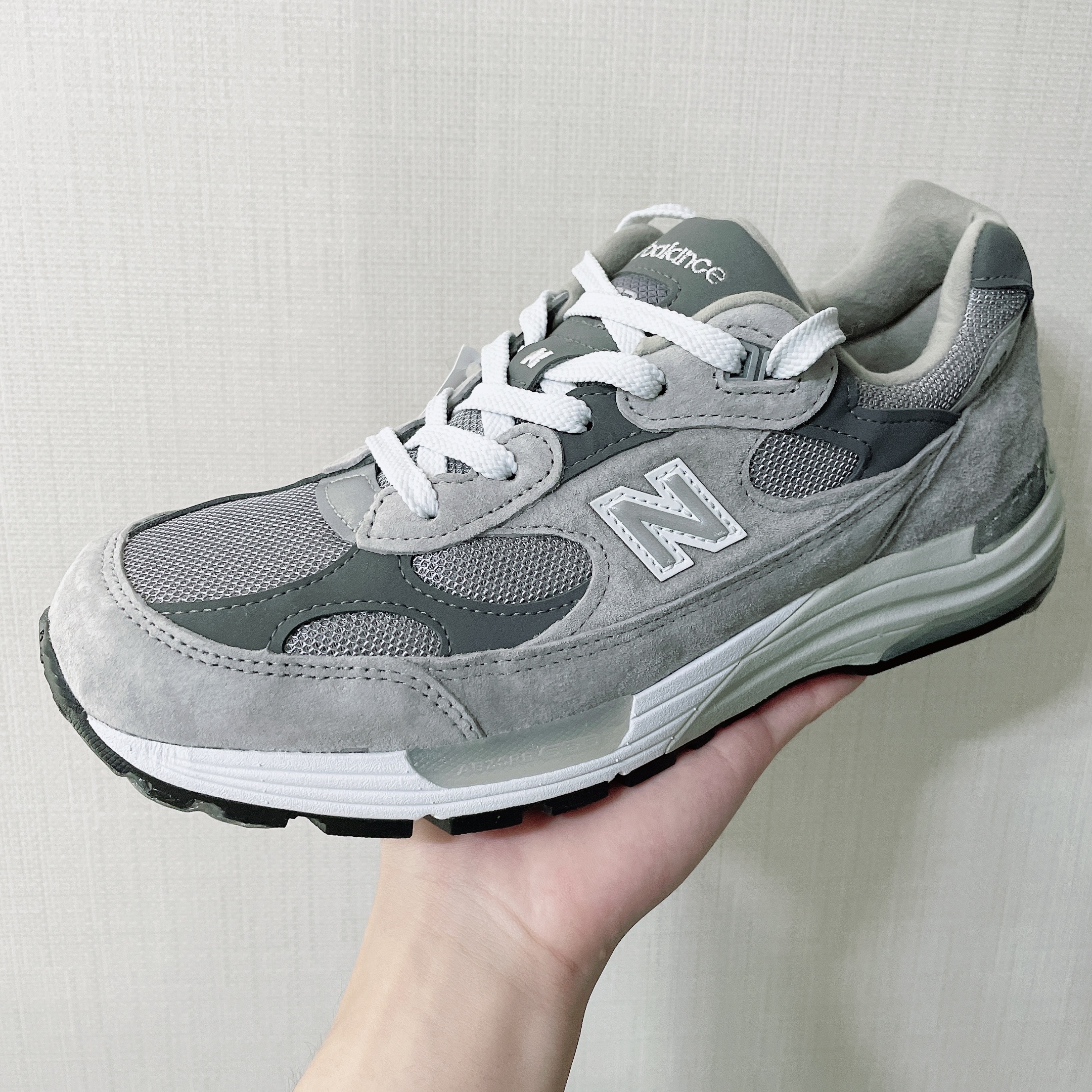 New Balance 992 Made in USA Grey - D Standard 착용 스타일
