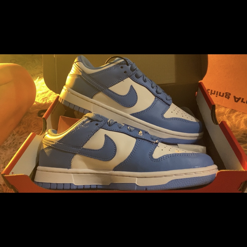 Nike Dunk Low Retro University Blue 착용 스타일 - 1