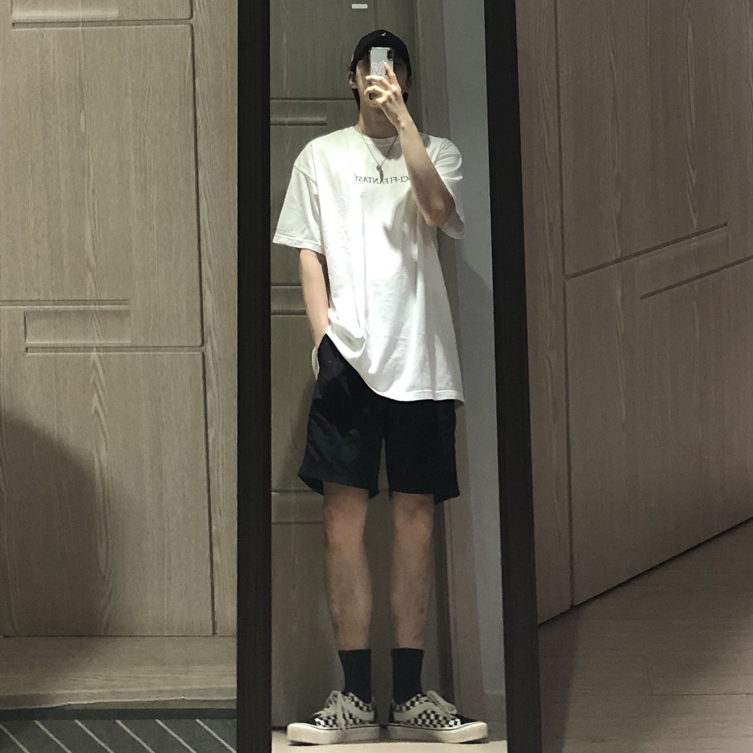 Vans Vault OG Era LX Checkerboard Canvas 착용 스타일