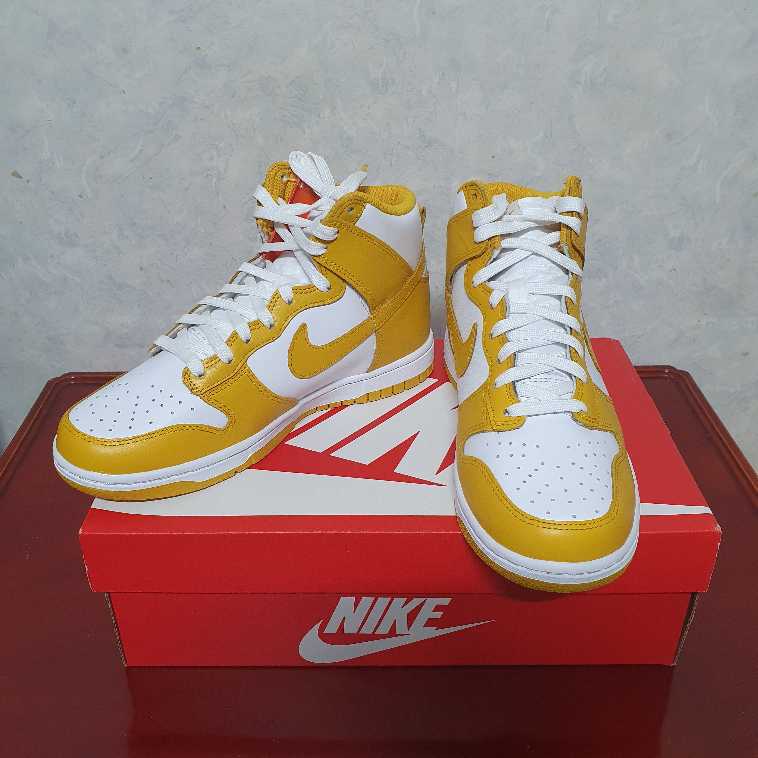 (W) Nike Dunk High Dark Sulfur 착용 스타일 - 1